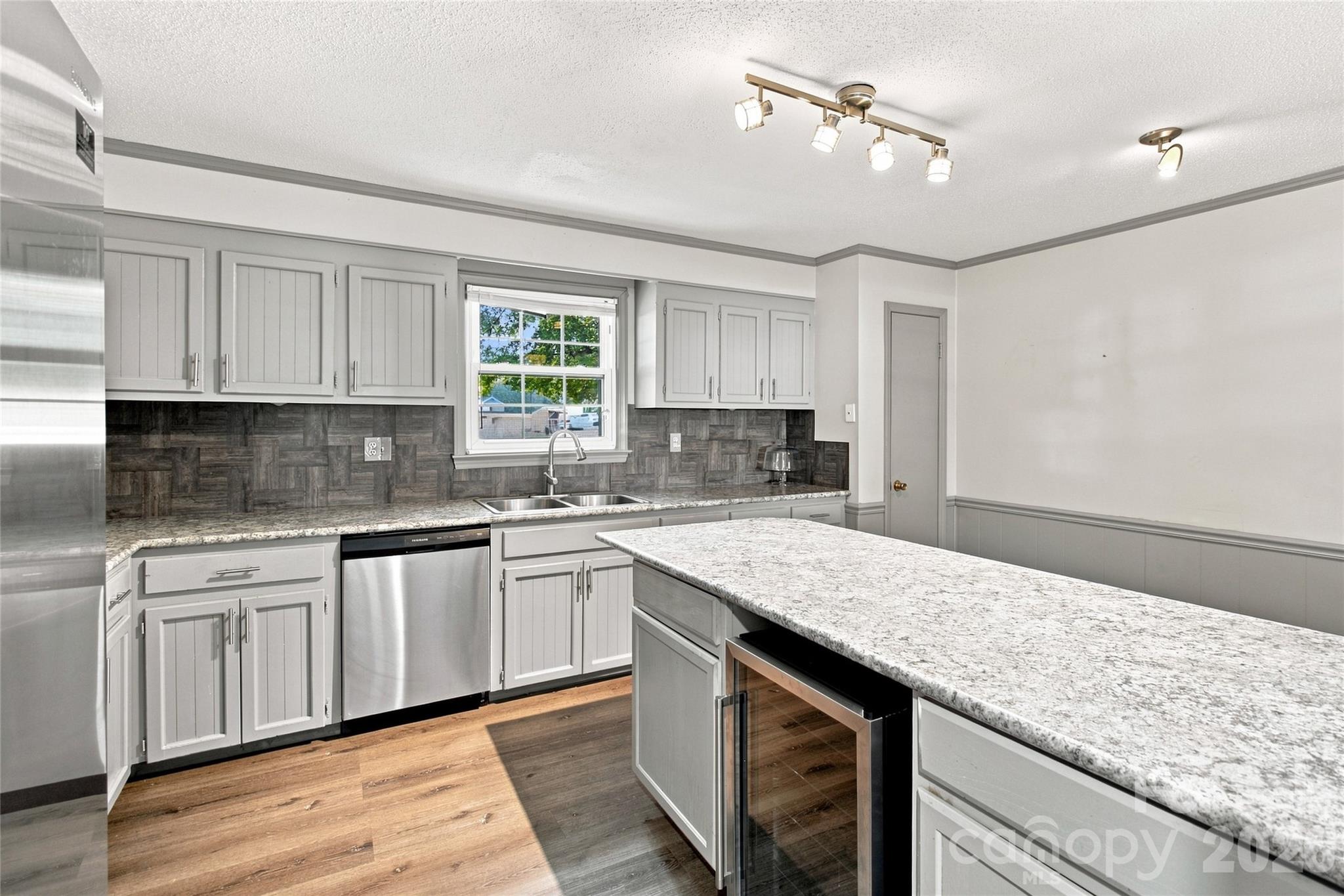 Single Family Residence at 4209 Heatherstone Drive, Gastonia, photo 13 of 24