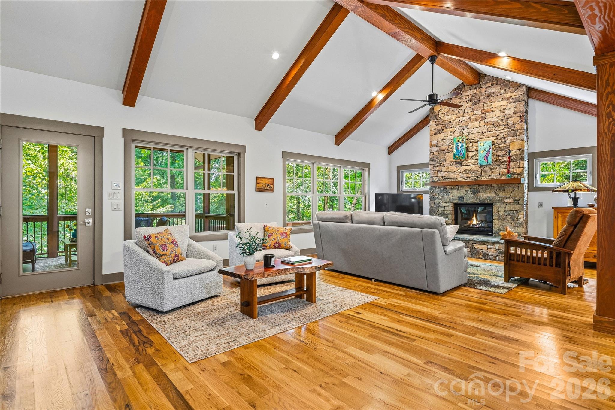 Single Family Residence at 15 E Owl Creek Lane, Fairview, photo 12 of 46