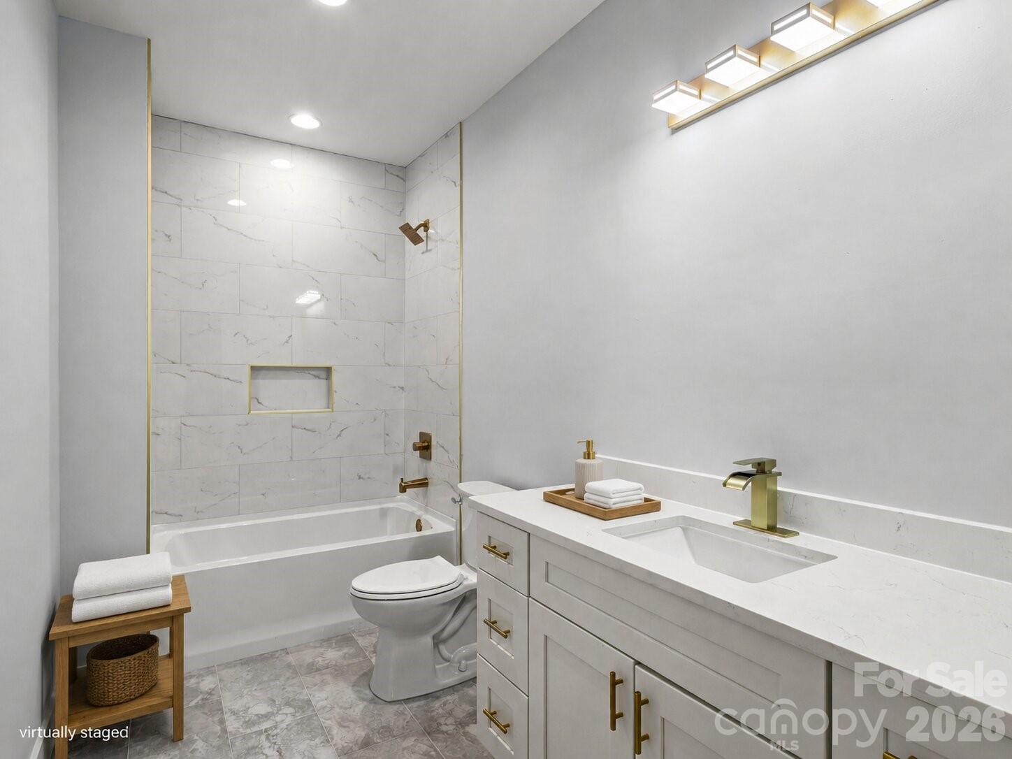 Virtually Staged - 902 Narva Road, Hendersonville