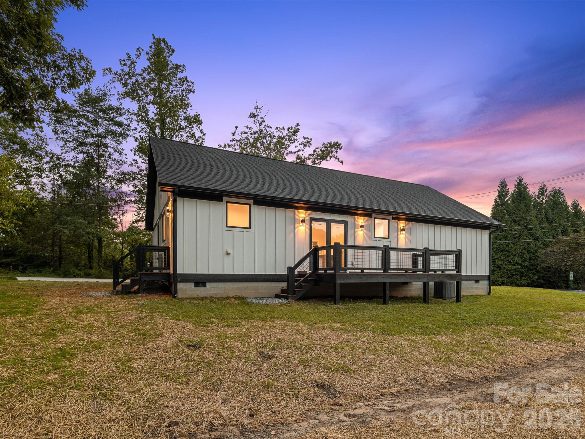 Virtually enhanced sky - 902 Narva Road, Hendersonville