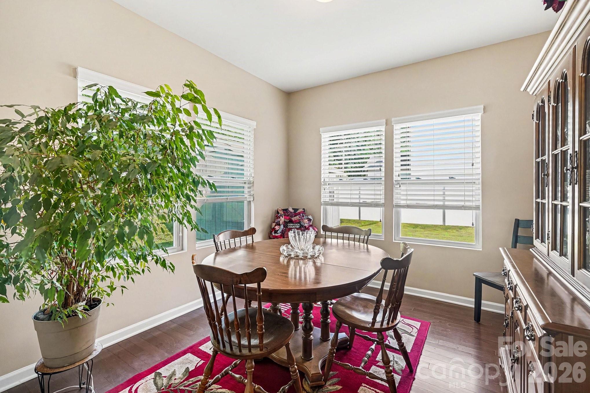 Single Family Residence at 7420 Edgefield Court, Matthews, photo 11 of 37