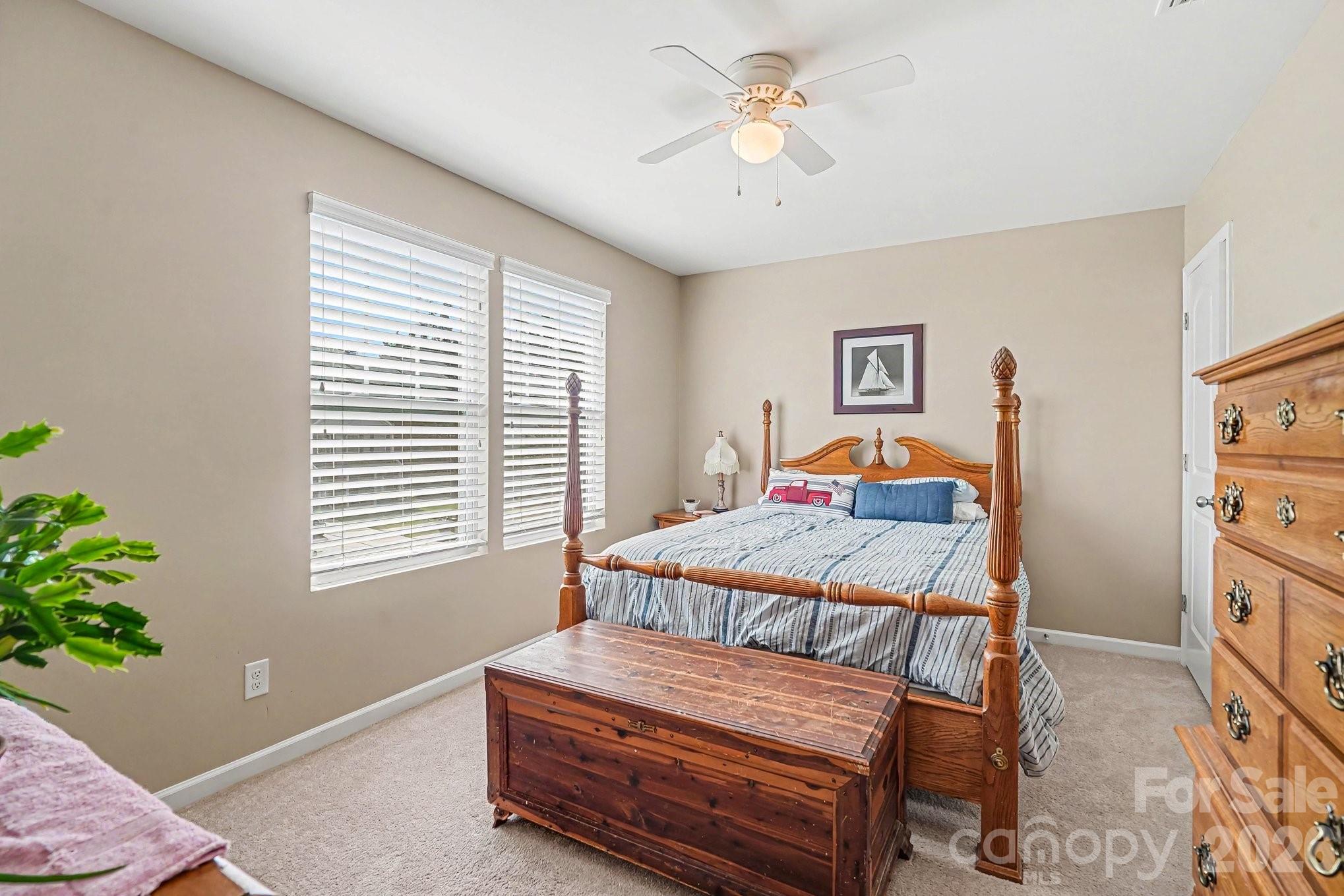 Single Family Residence at 7420 Edgefield Court, Matthews, photo 14 of 37