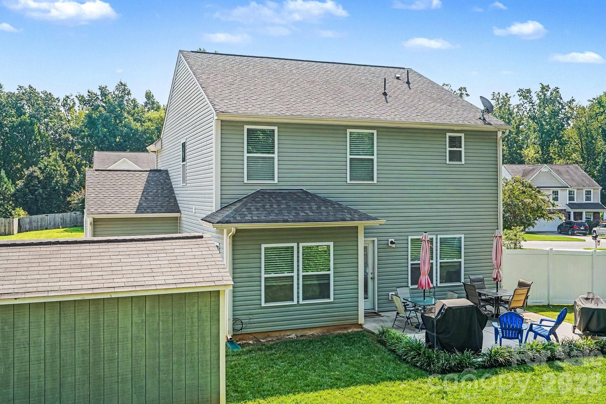 Single Family Residence at 7420 Edgefield Court, Matthews, photo 24 of 37