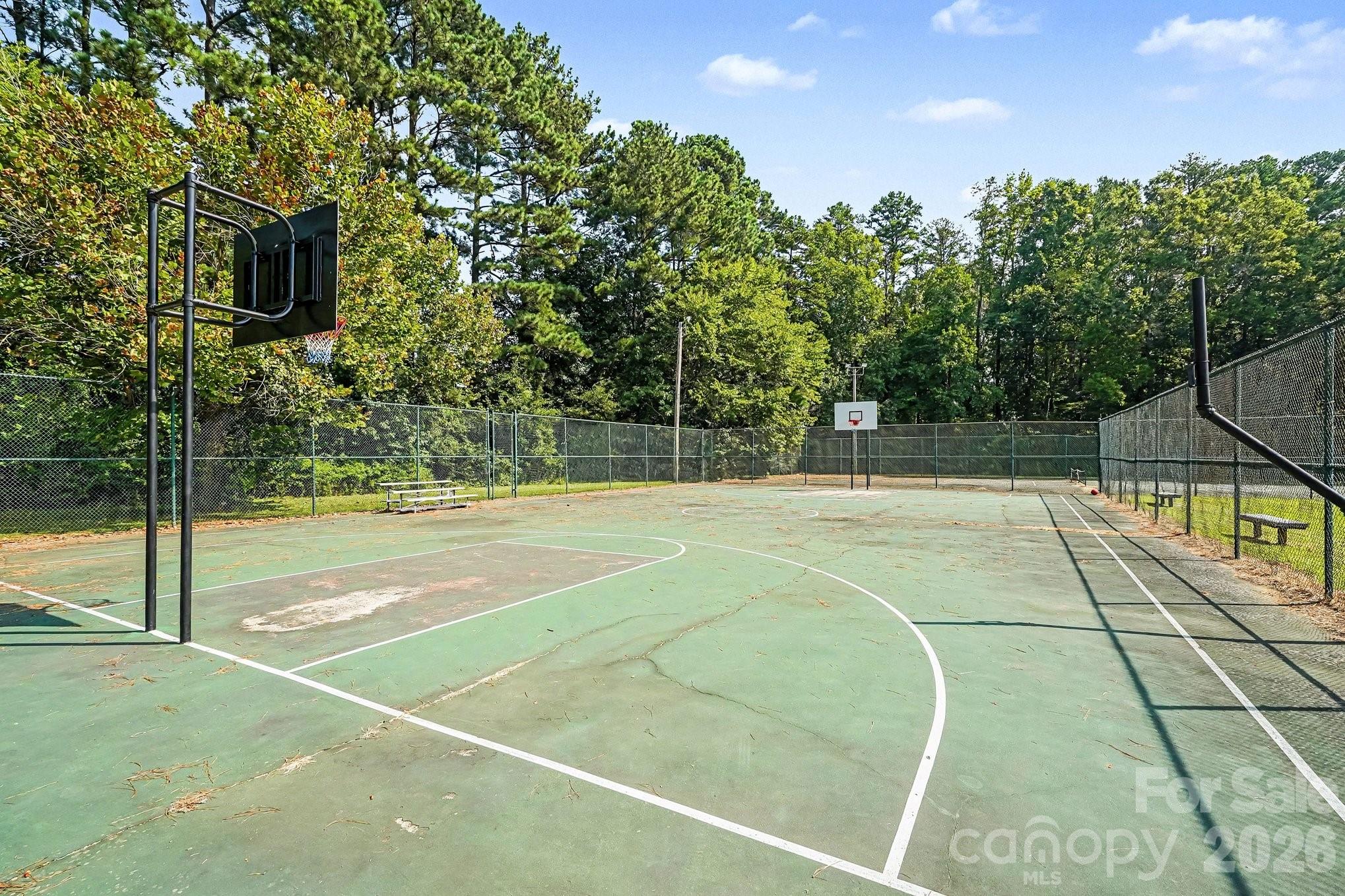 Single Family Residence at 7420 Edgefield Court, Matthews, photo 28 of 37