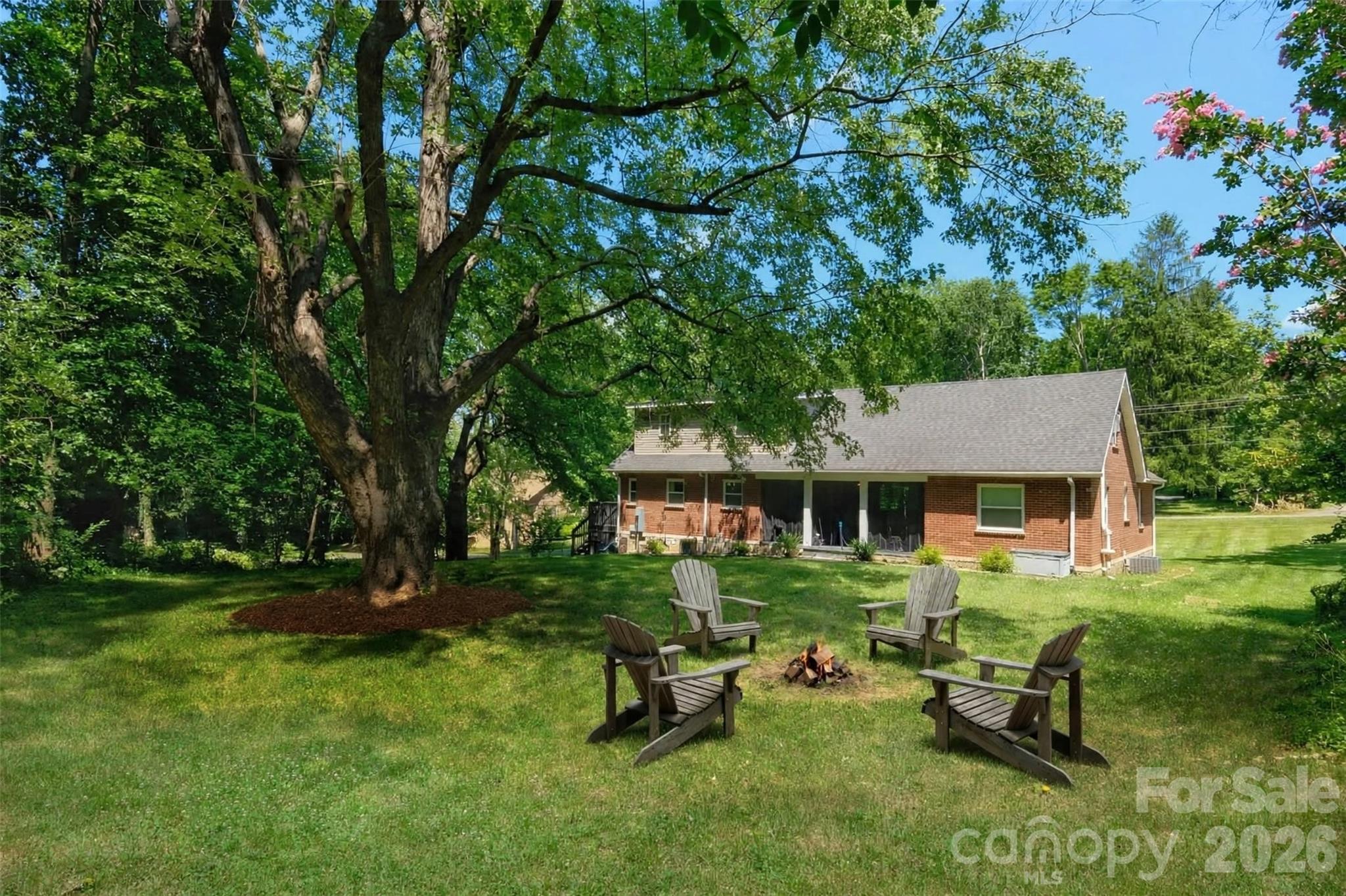 Single Family Residence at 317 Balsam Drive, Waynesville, photo 3 of 48