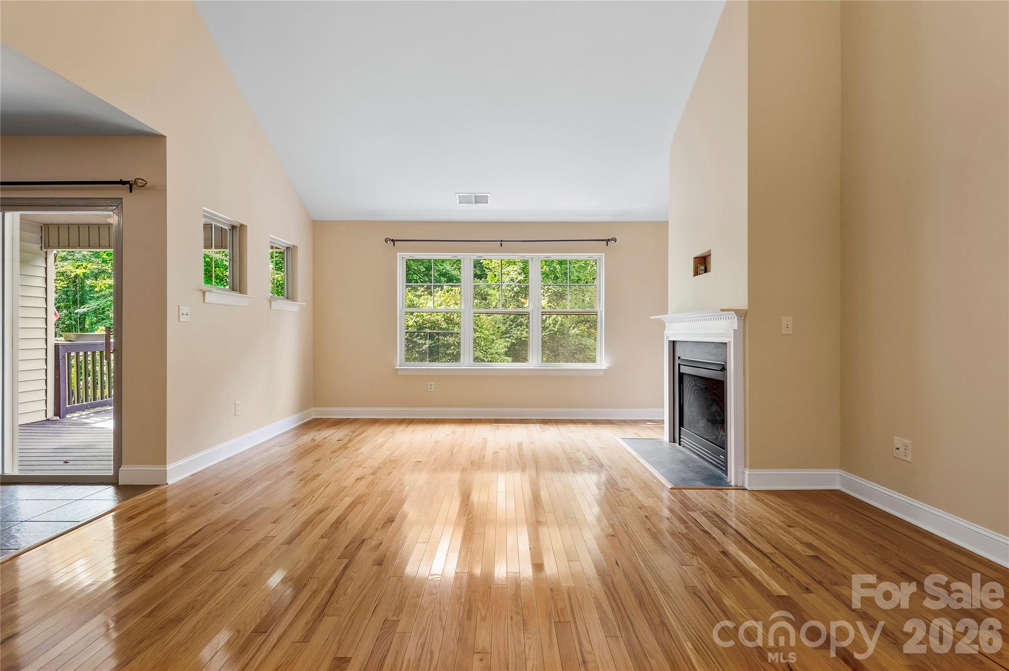 Townhouse at 156 B Wash Creek Drive, Hendersonville, photo 5 of 30