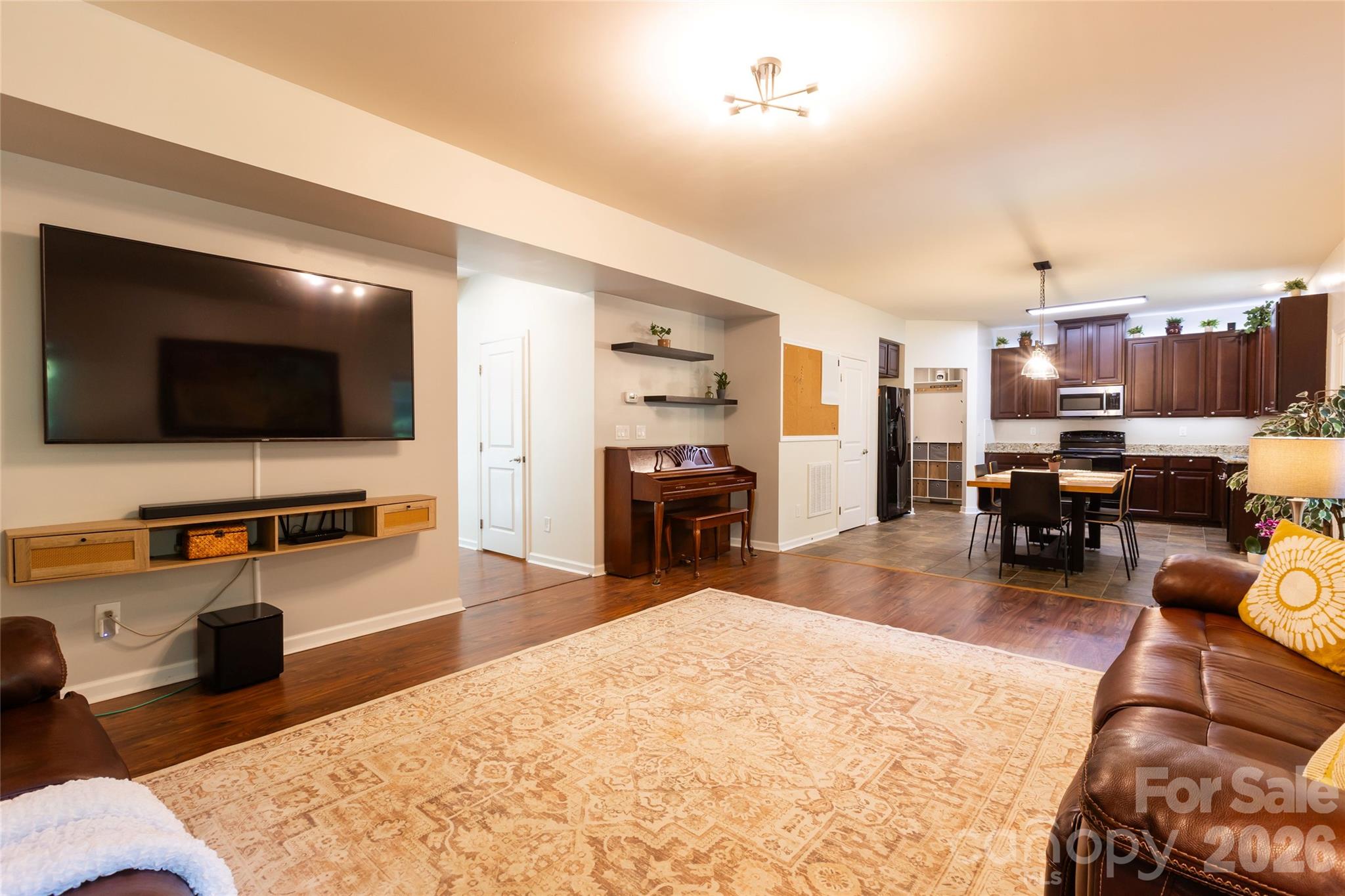 Single Family Residence at 7532 W Berkeley Road, Denver, photo 7 of 47