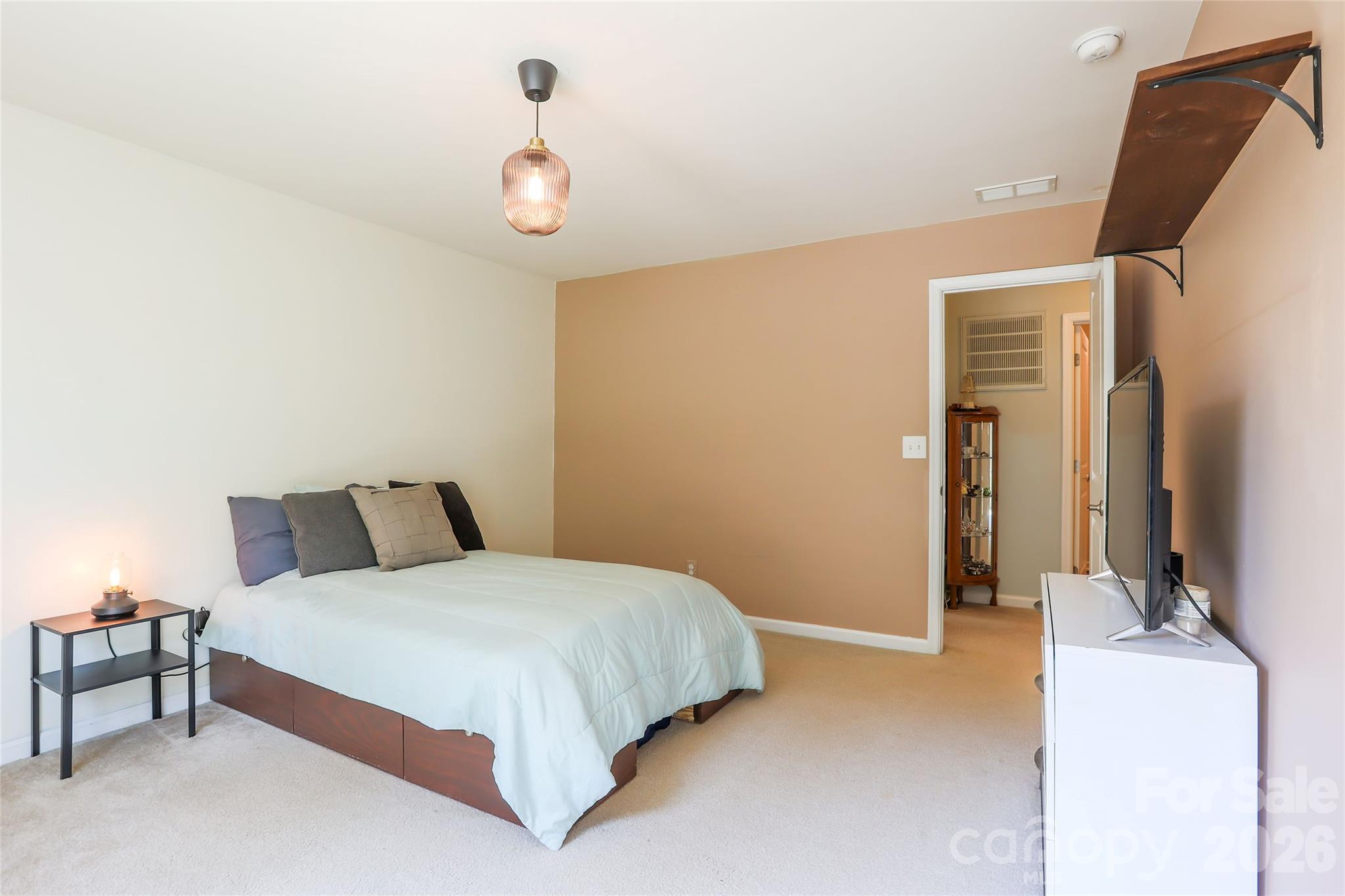 Single Family Residence at 7532 W Berkeley Road, Denver, photo 21 of 47