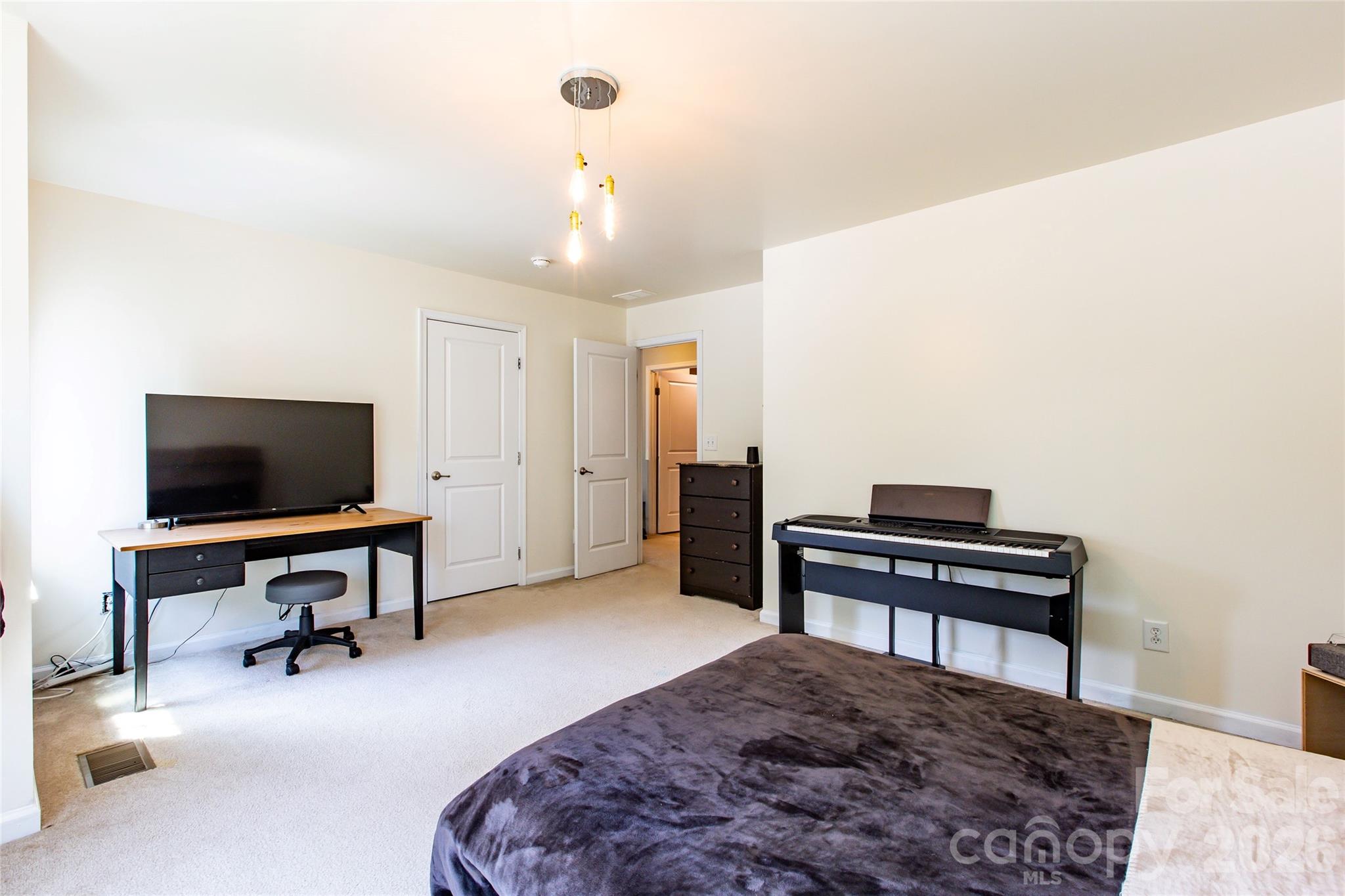 Single Family Residence at 7532 W Berkeley Road, Denver, photo 24 of 47