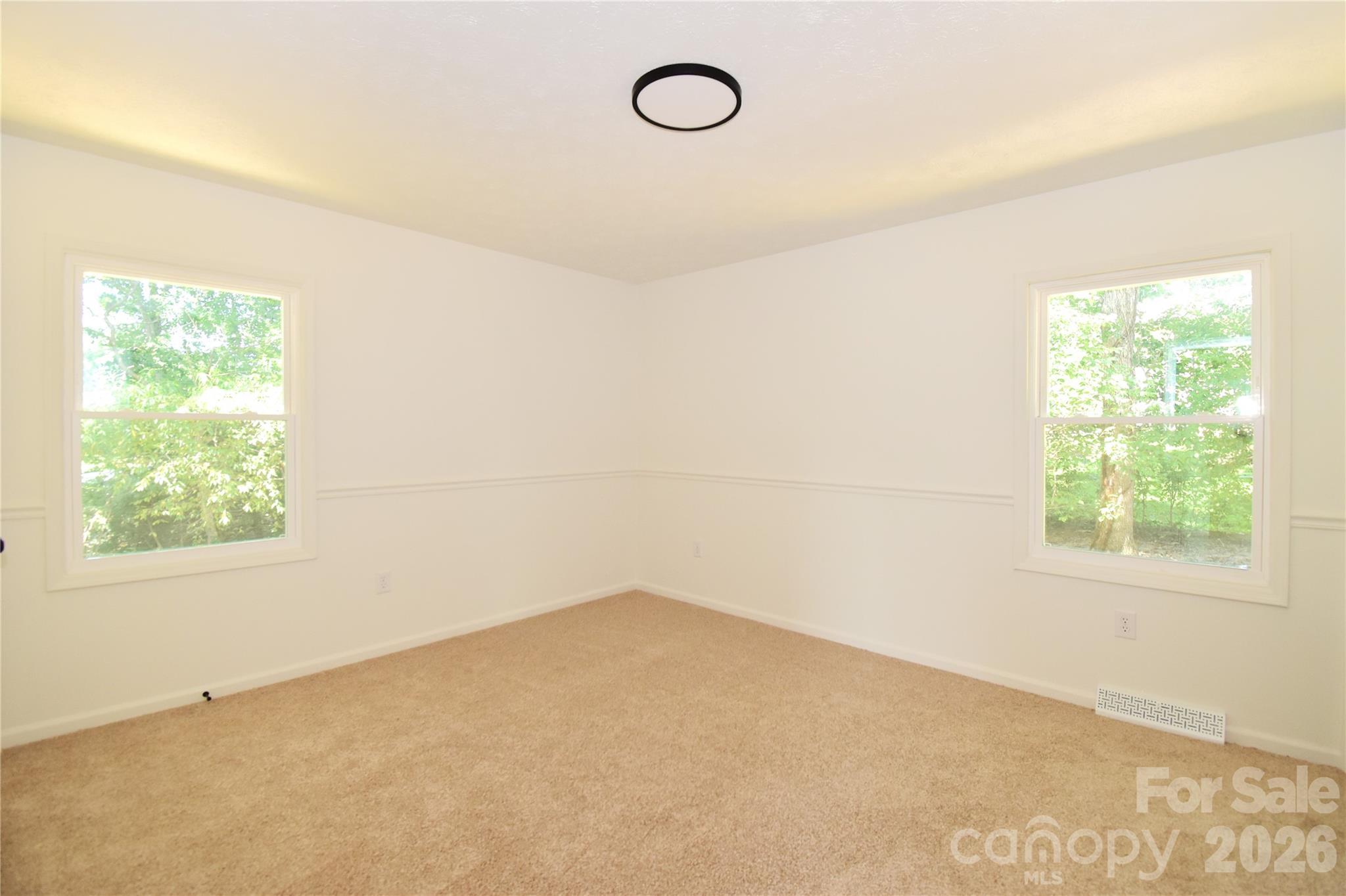Single Family Residence at 19 S Ridge Place, Arden, photo 12 of 44