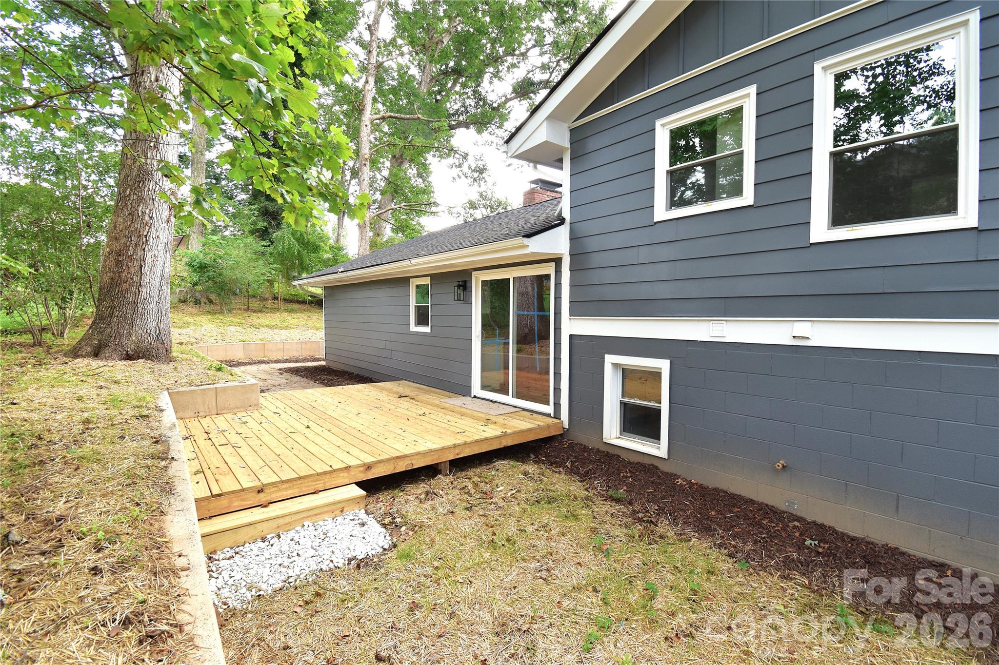 Single Family Residence at 19 S Ridge Place, Arden, photo 37 of 44