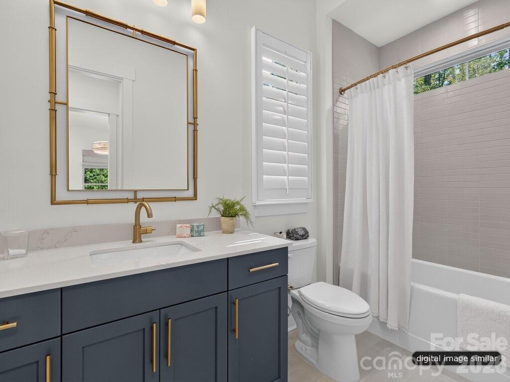 Bedroom 3 Ensuite Bathroom - 128 Willow View Loop, Davidson