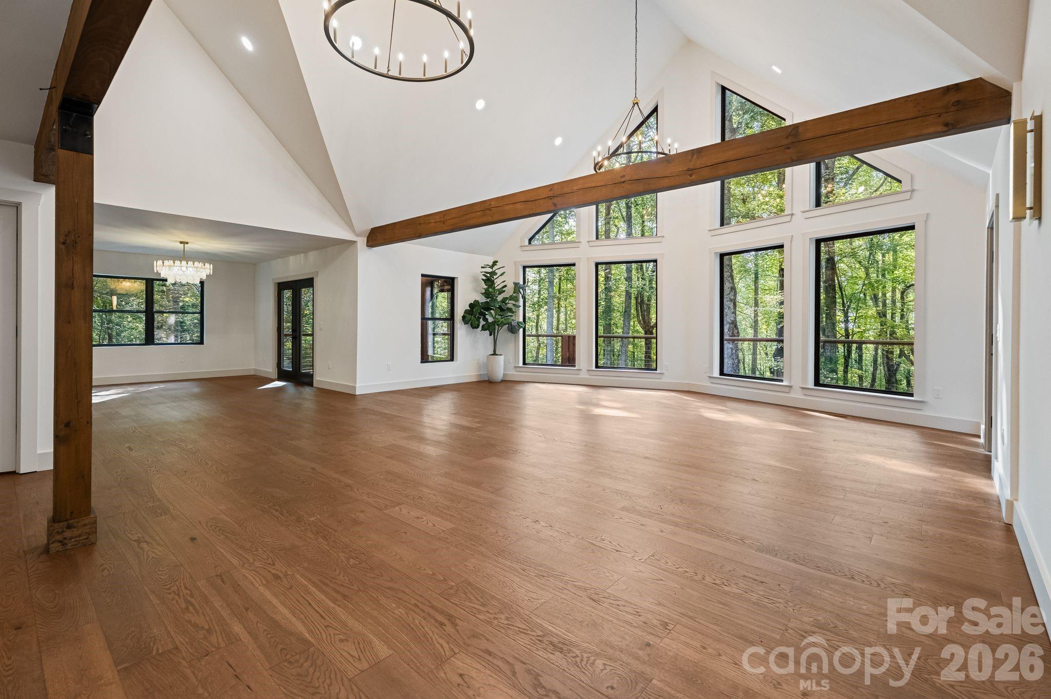 Single Family Residence at 40 Boulder Lane, Hendersonville, photo 7 of 46