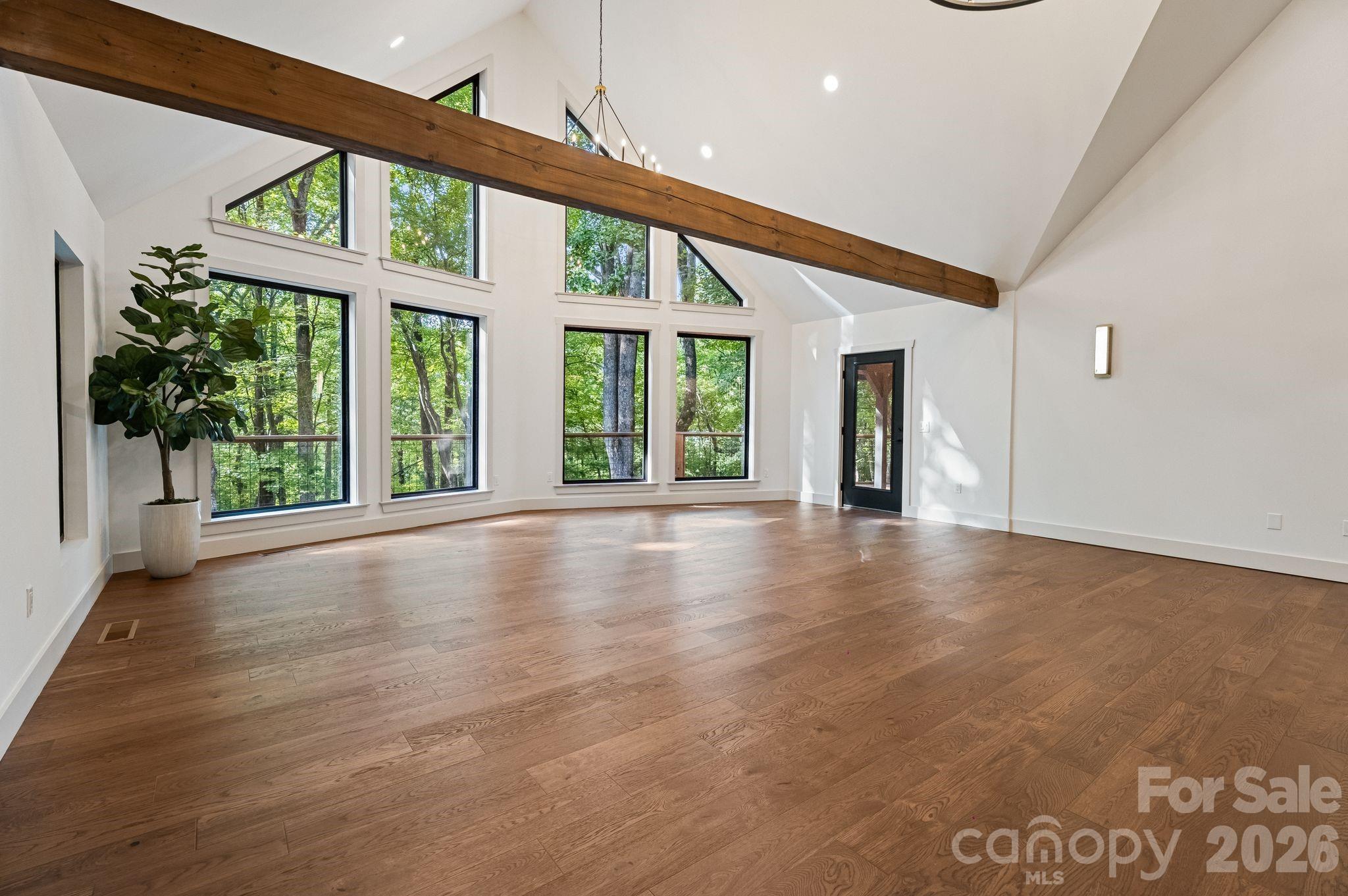 Single Family Residence at 40 Boulder Lane, Hendersonville, photo 8 of 46