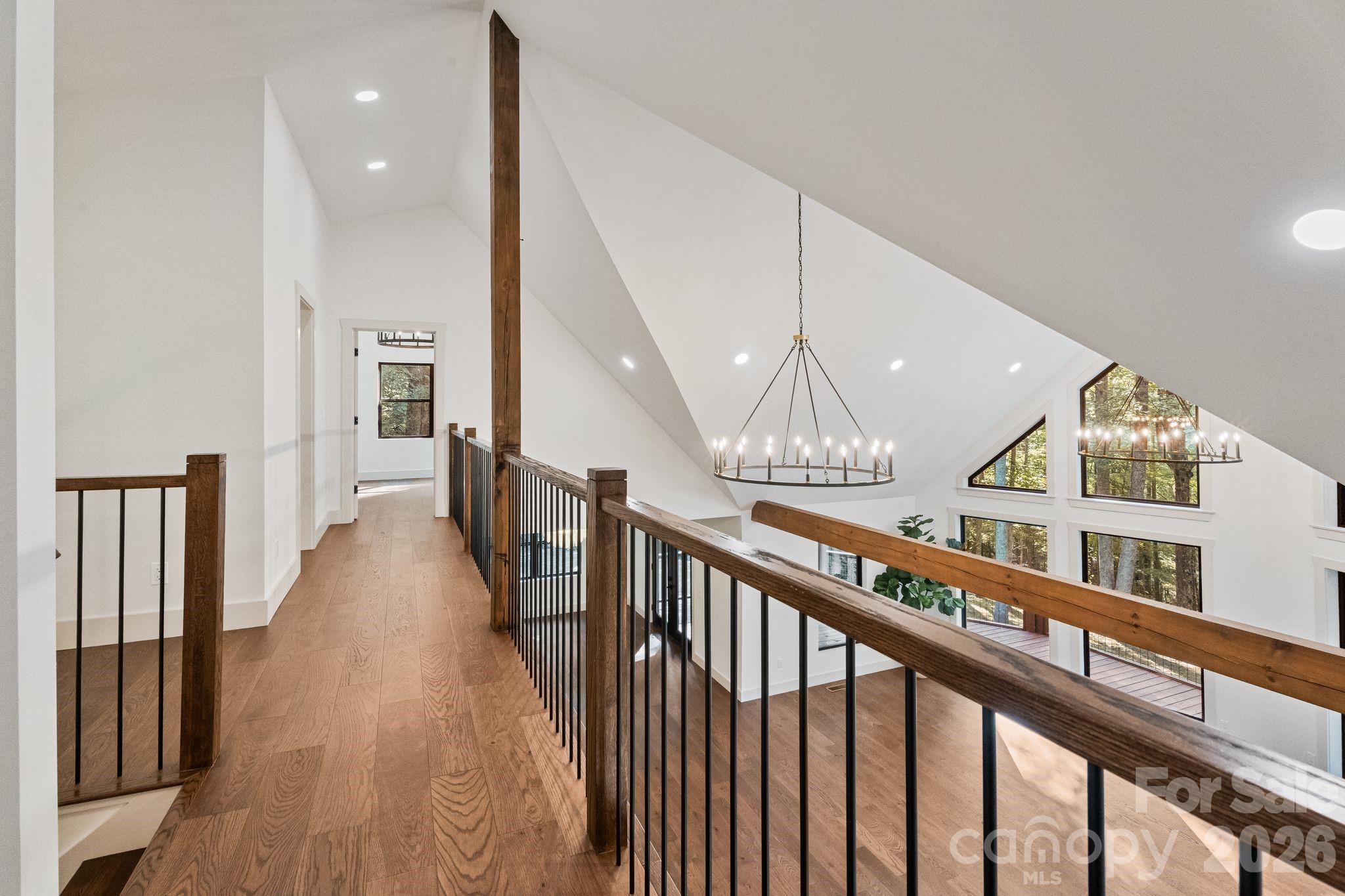 Single Family Residence at 40 Boulder Lane, Hendersonville, photo 15 of 46