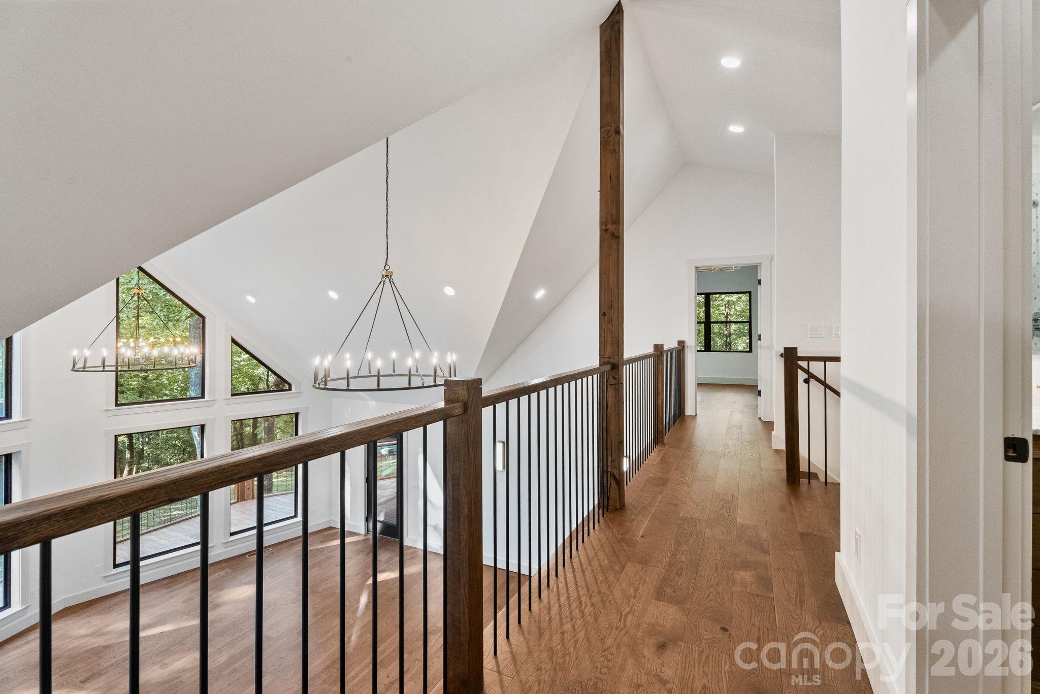 Single Family Residence at 40 Boulder Lane, Hendersonville, photo 17 of 46