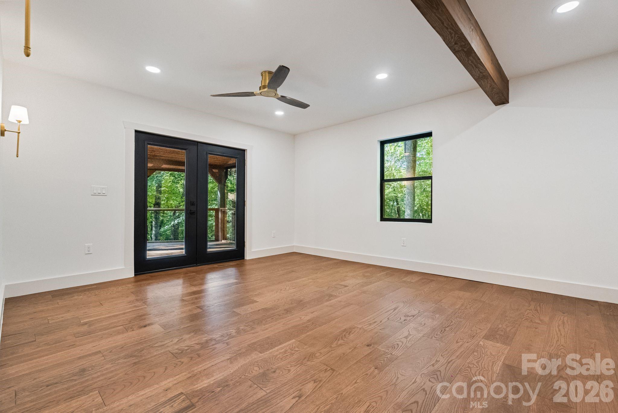 Single Family Residence at 40 Boulder Lane, Hendersonville, photo 19 of 46