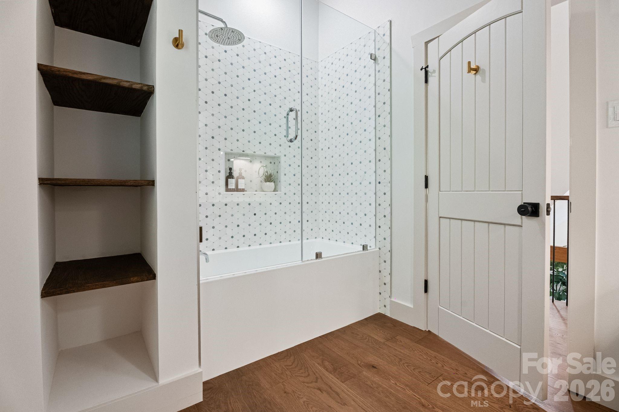 Single Family Residence at 40 Boulder Lane, Hendersonville, photo 27 of 46