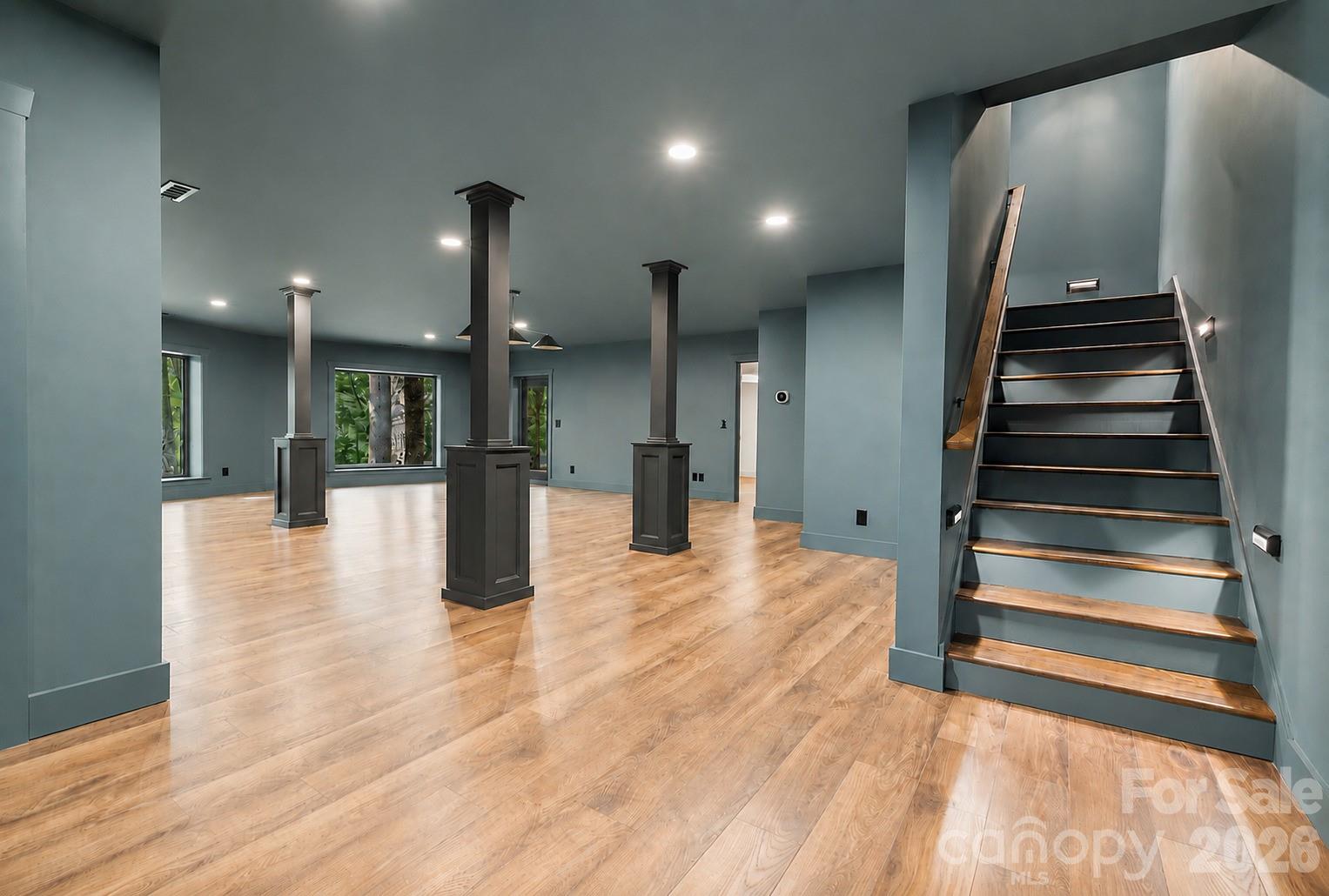 Single Family Residence at 40 Boulder Lane, Hendersonville, photo 35 of 46