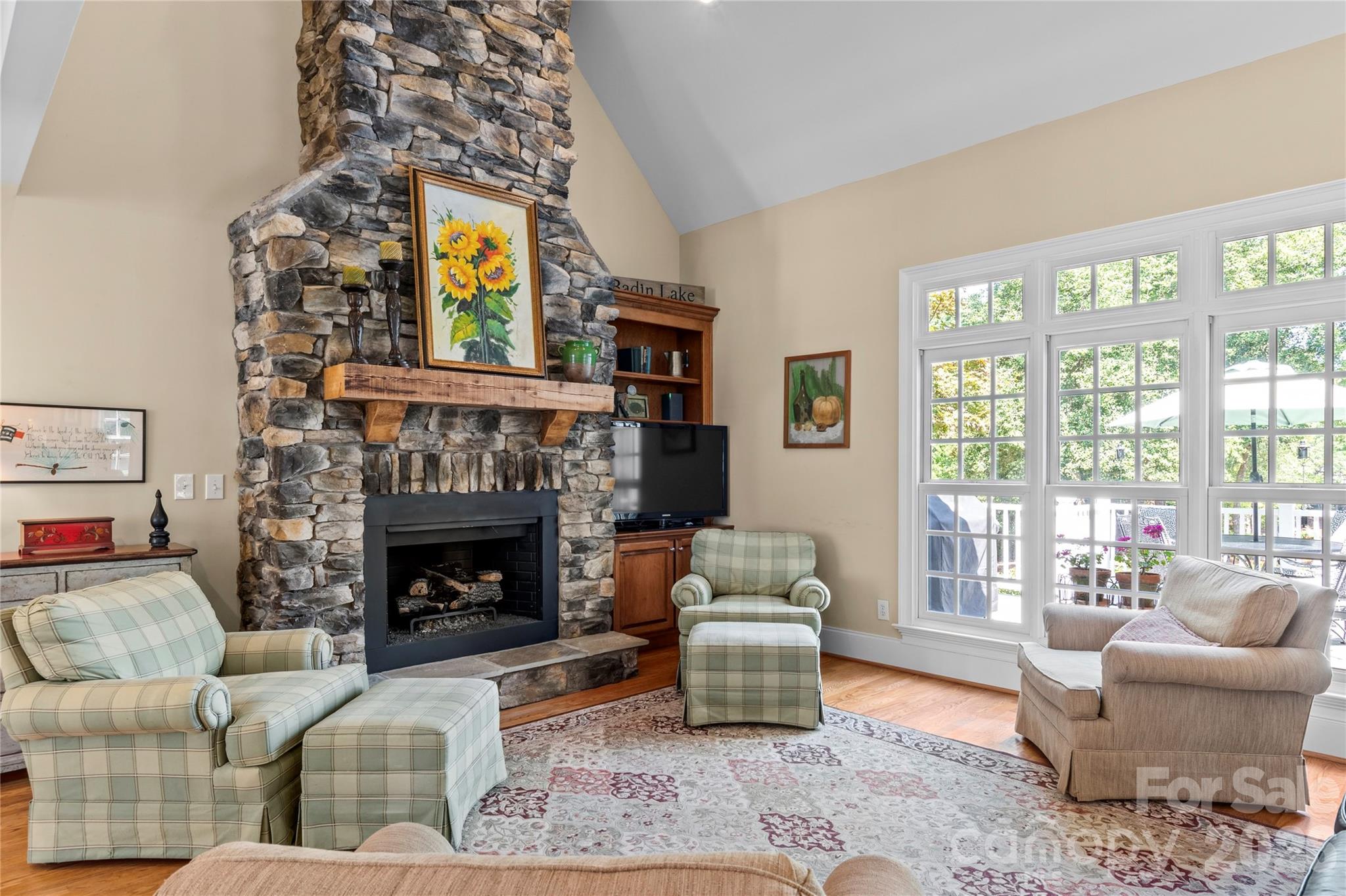Single Family Residence at 203 Allenton Ferry Drive, New London, photo 3 of 40