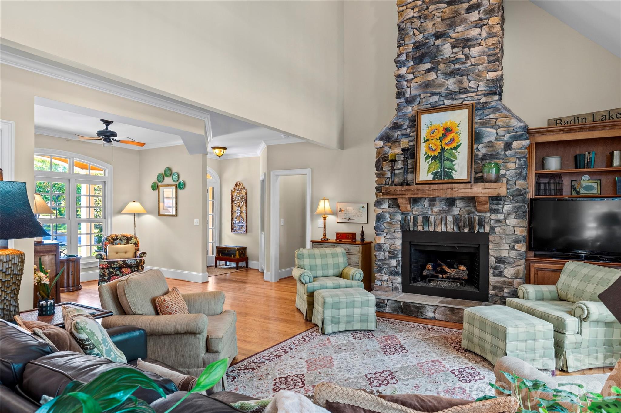 Single Family Residence at 203 Allenton Ferry Drive, New London, photo 4 of 40