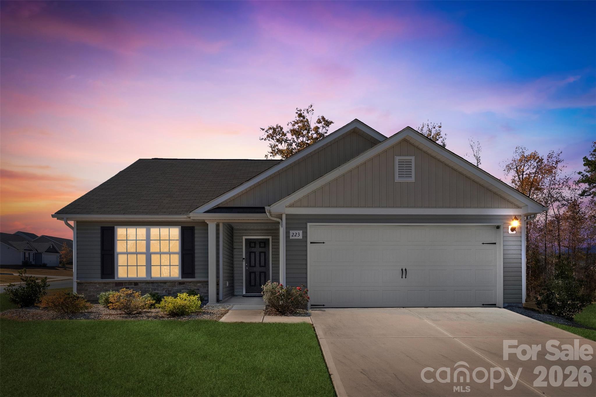 Single Family Residence at 223 Frank Burns Way, Kings Mountain, photo 2 of 37
