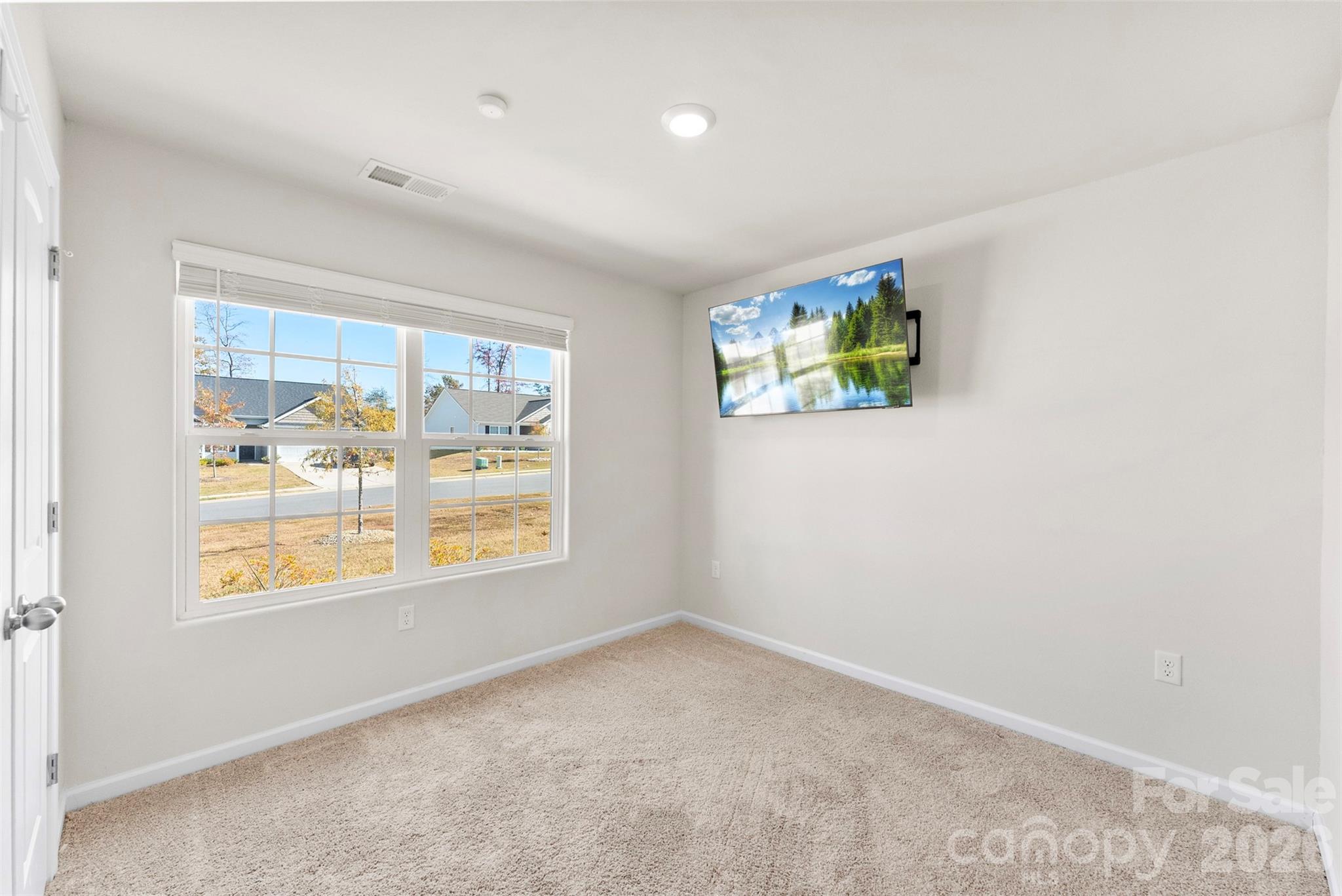 Single Family Residence at 223 Frank Burns Way, Kings Mountain, photo 29 of 37