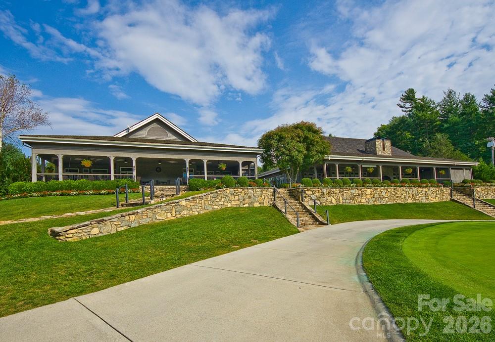 Area amenity photo. Not located on the subject property; access may be subject to membership or community rules. - 212 SE Shore Drive, Lake Toxaway