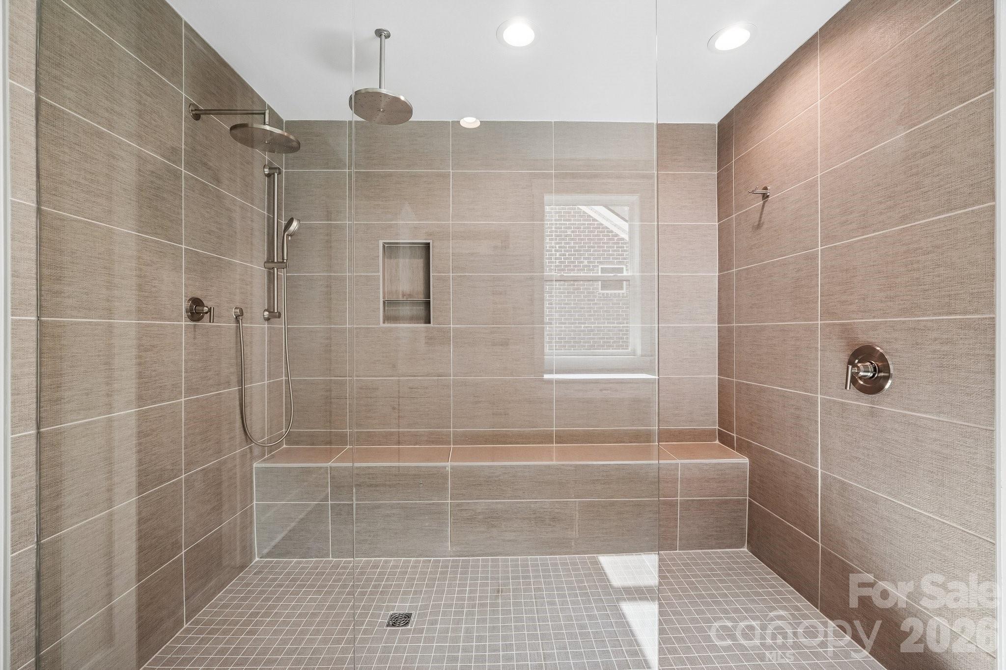 Primary shower - 10938 Old Ravine Trail, Huntersville