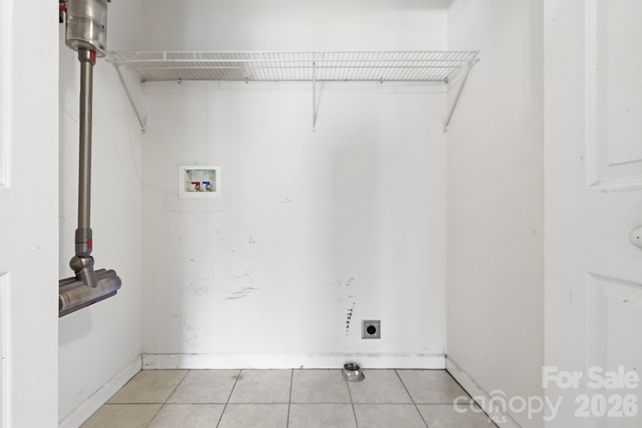 Laundry closet - main floor - 62 Chickwood Trail, Weaverville