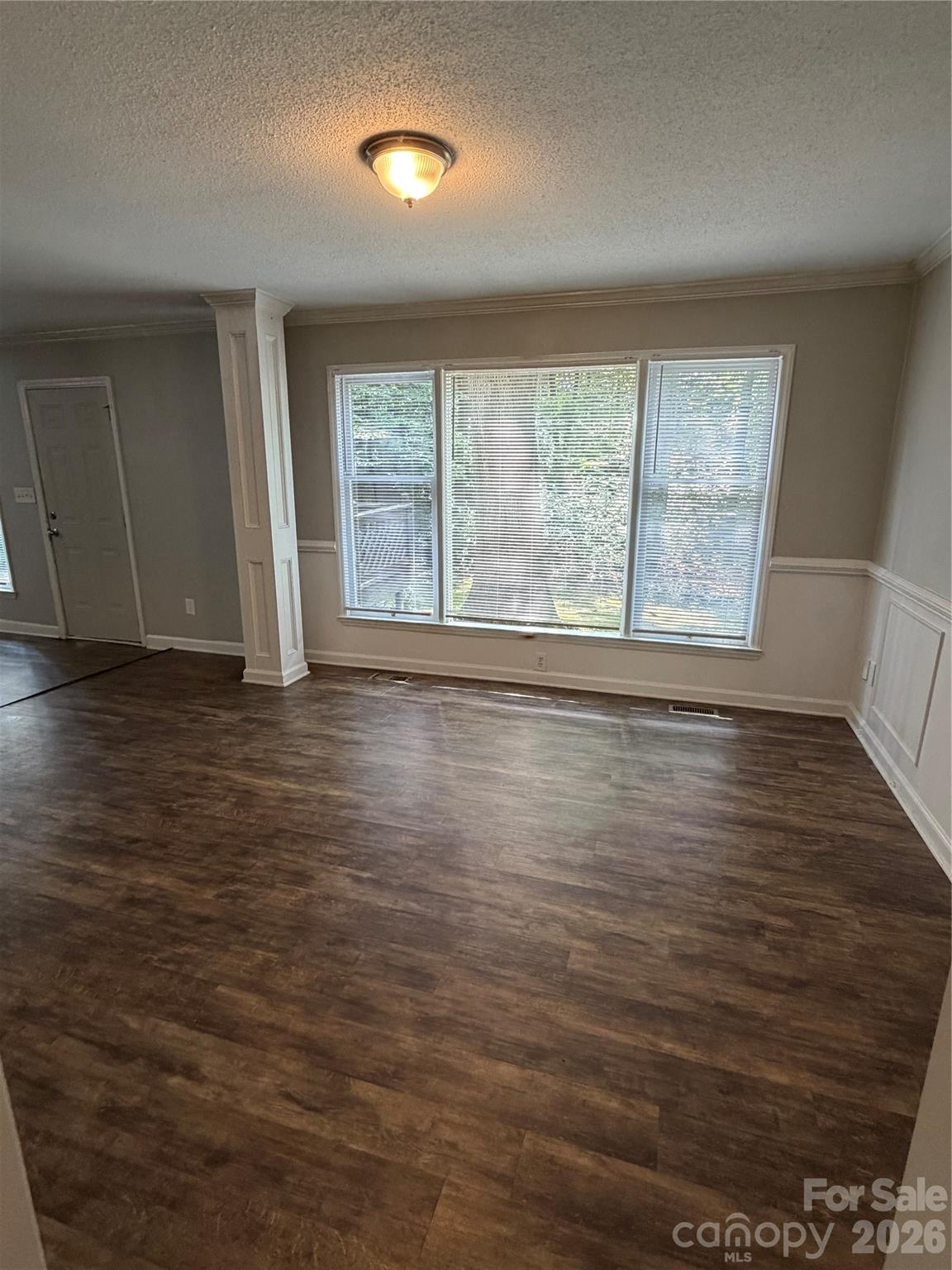 Single Family Residence at 1611 Plantation Trail, Gastonia, photo 8 of 32