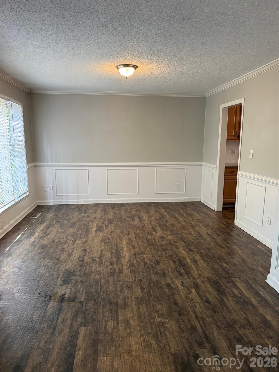 Single Family Residence at 1611 Plantation Trail, Gastonia, photo 9 of 32