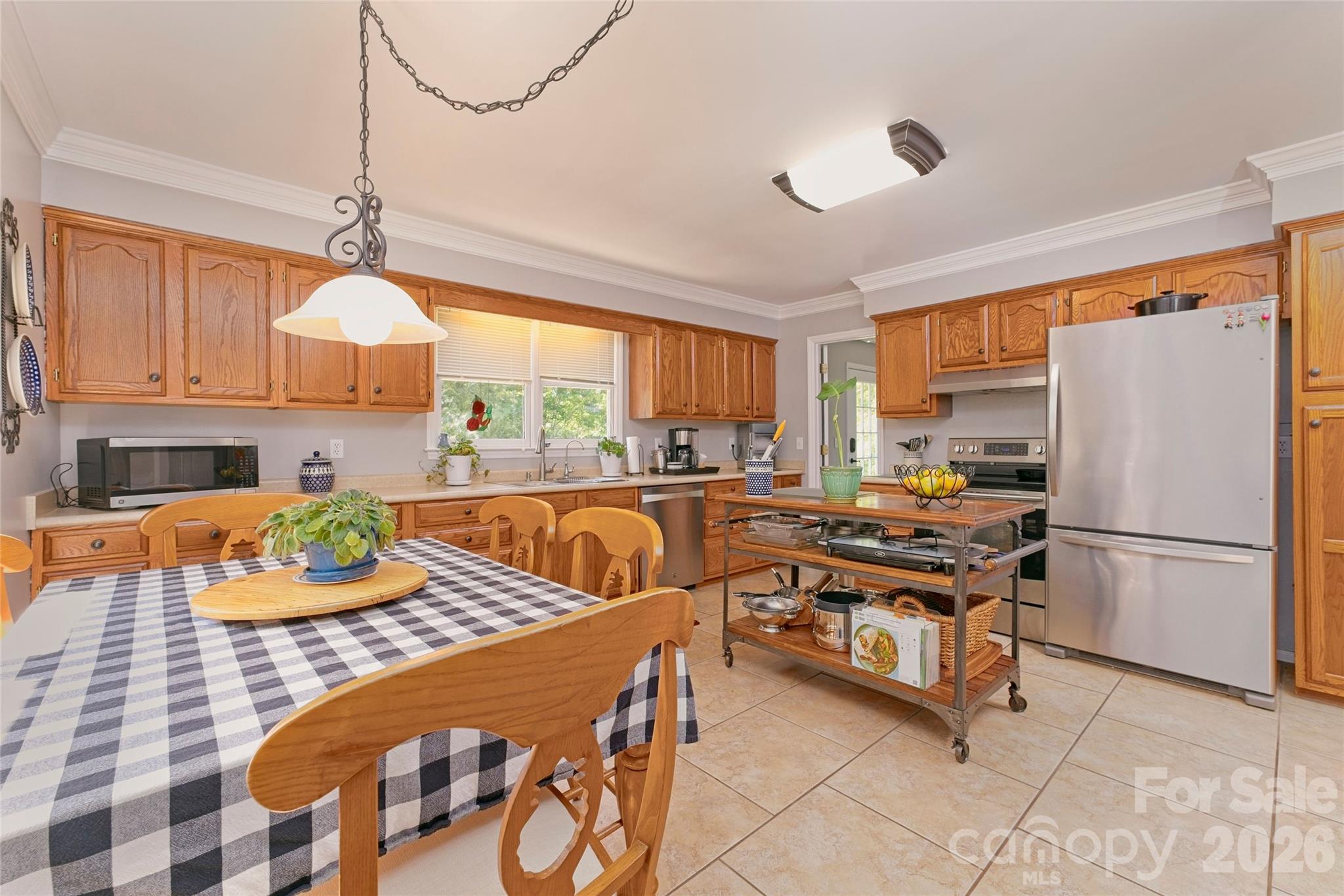 Single Family Residence at 266 Cedarbrook Lane, Nebo, photo 7 of 40