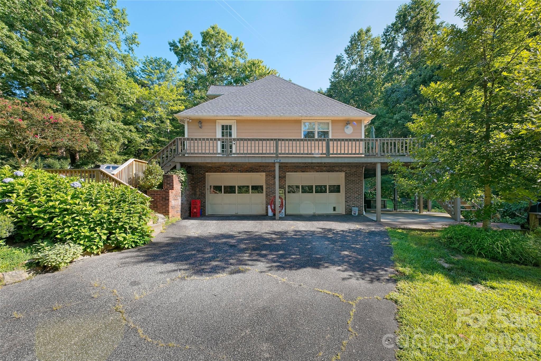 Single Family Residence at 266 Cedarbrook Lane, Nebo, photo 32 of 40