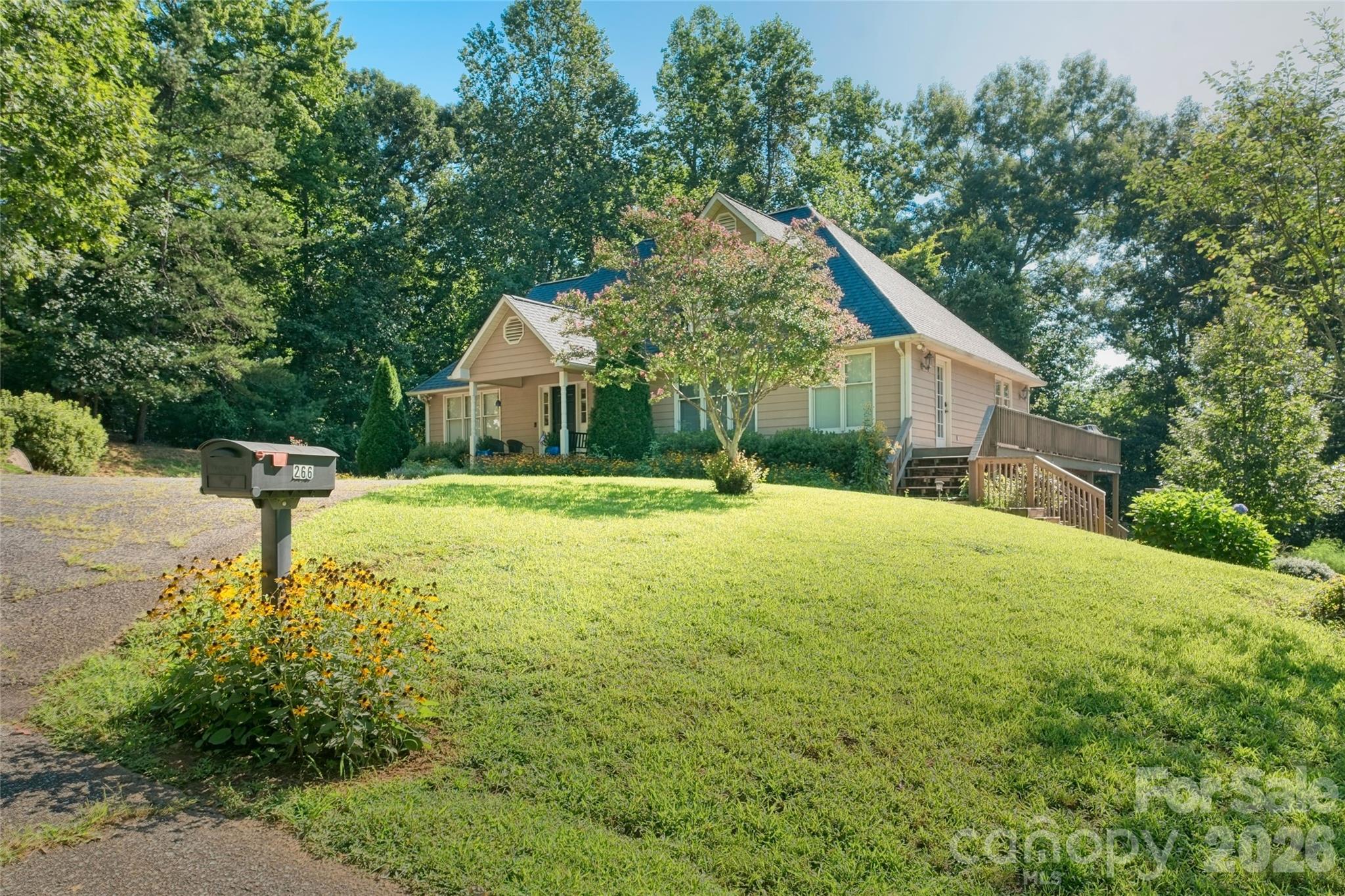 Single Family Residence at 266 Cedarbrook Lane, Nebo, photo 35 of 40