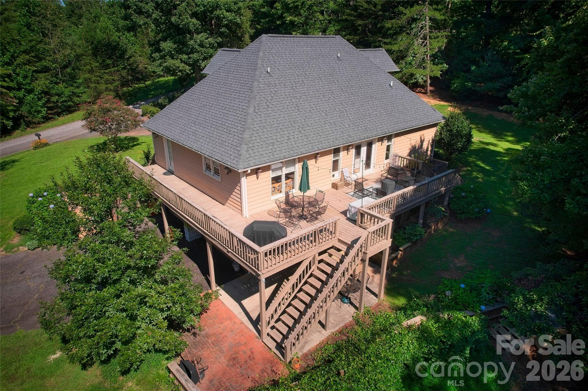 Single Family Residence at 266 Cedarbrook Lane, Nebo, photo 36 of 40