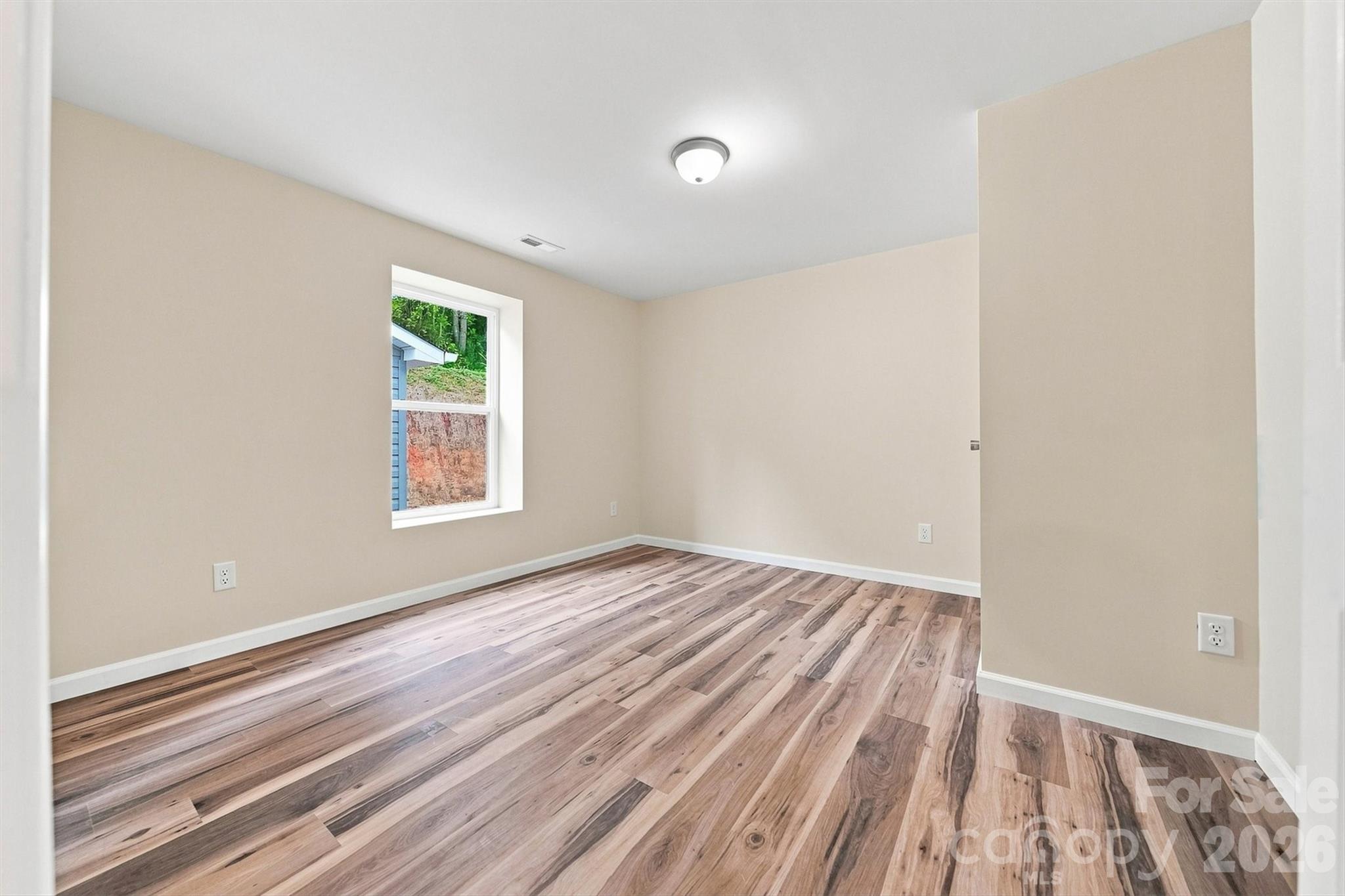 Single Family Residence at 109 Countryside Drive SE, Lenoir, photo 6 of 21