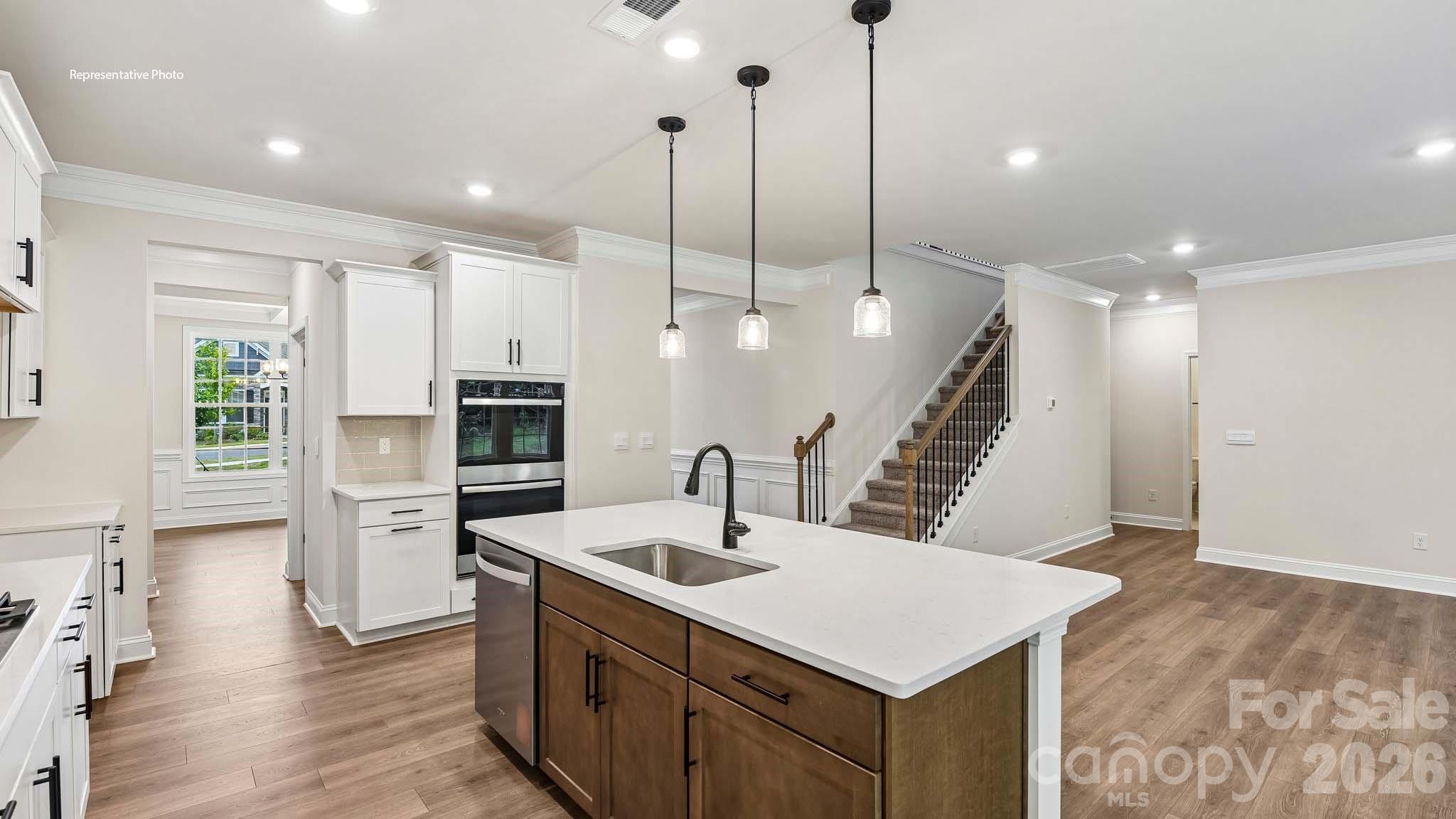 Single Family Residence at 2863 Atwater Pond Circle, Denver, photo 12 of 33