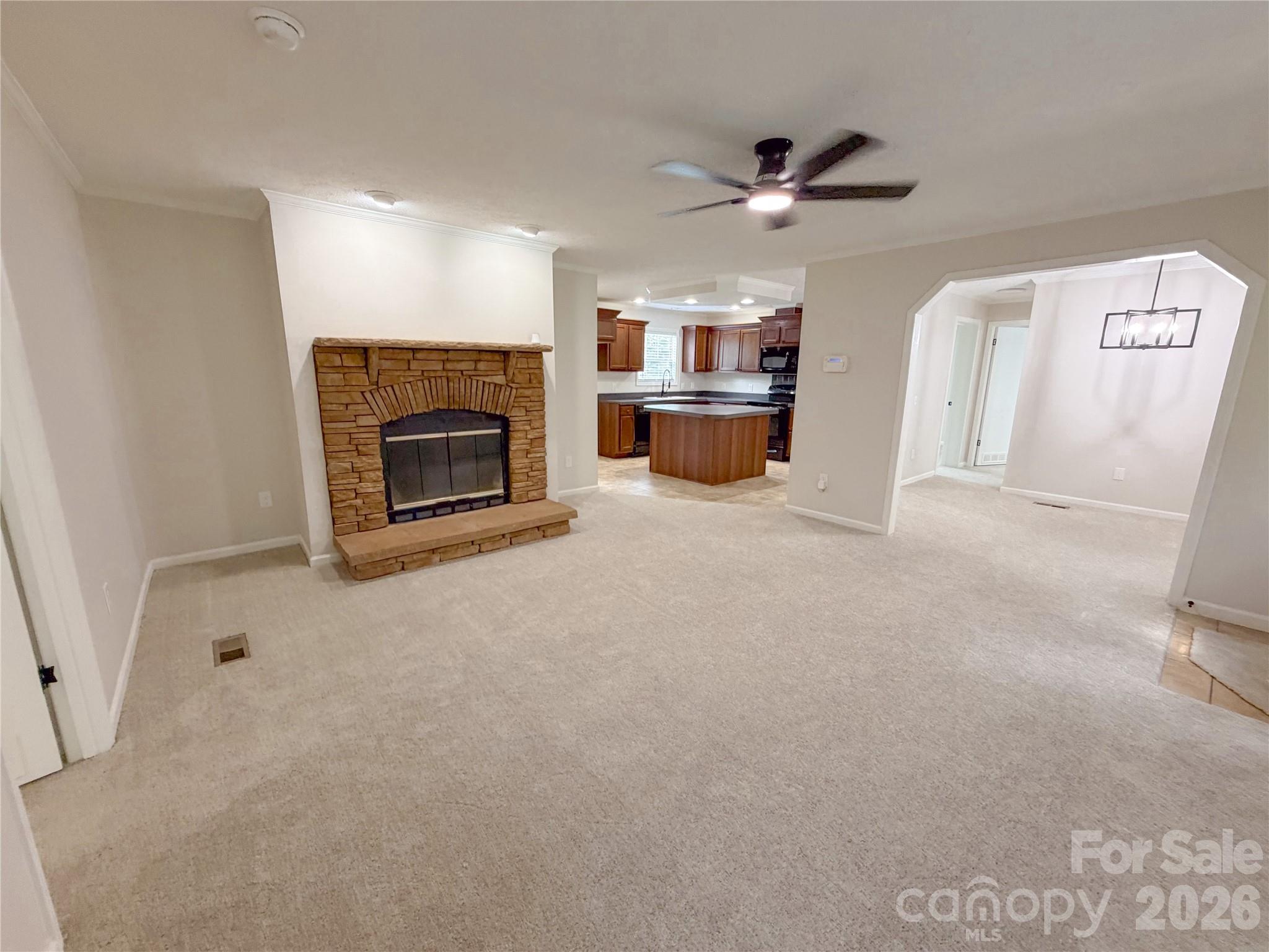 Single Family Residence at 3556 Oakwood Avenue, Claremont, photo 6 of 23