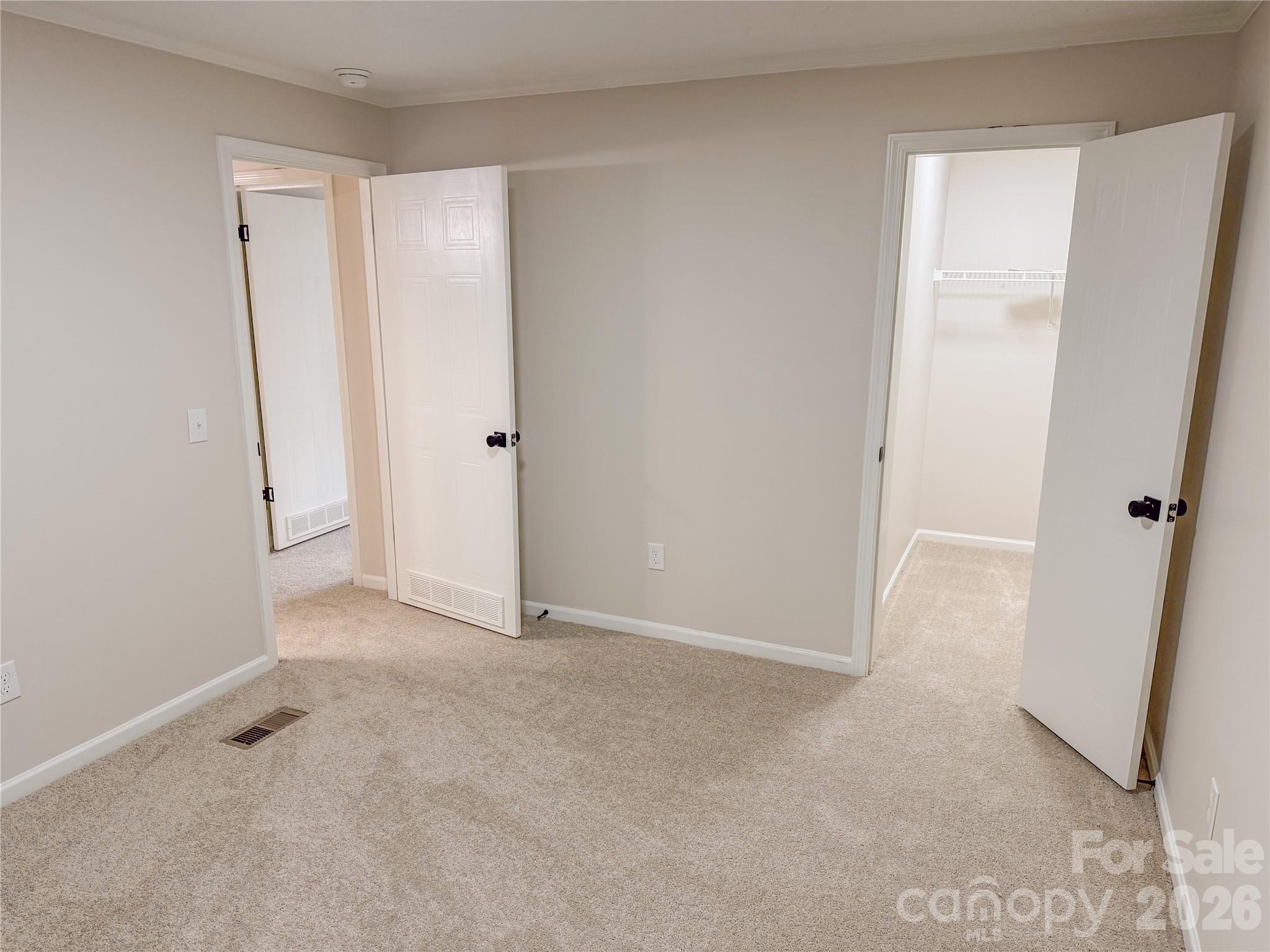 Single Family Residence at 3556 Oakwood Avenue, Claremont, photo 15 of 23