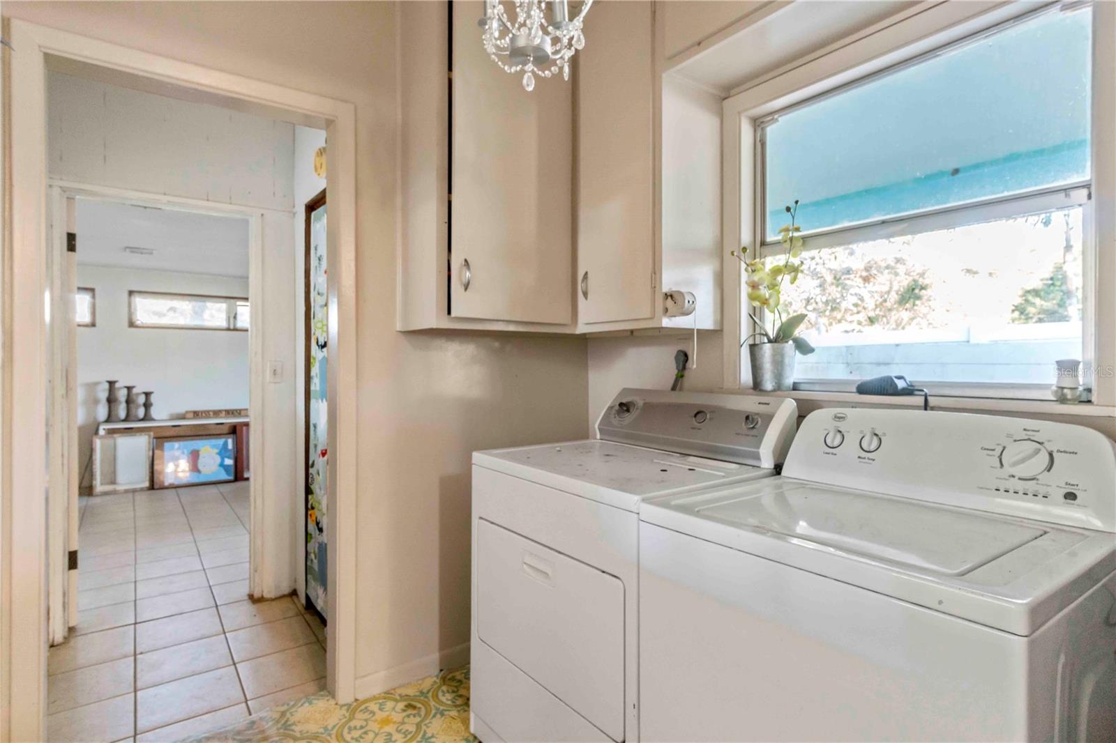 Single Family Residence at 2695 S EAST AVE, SARASOTA, photo 19 of 26