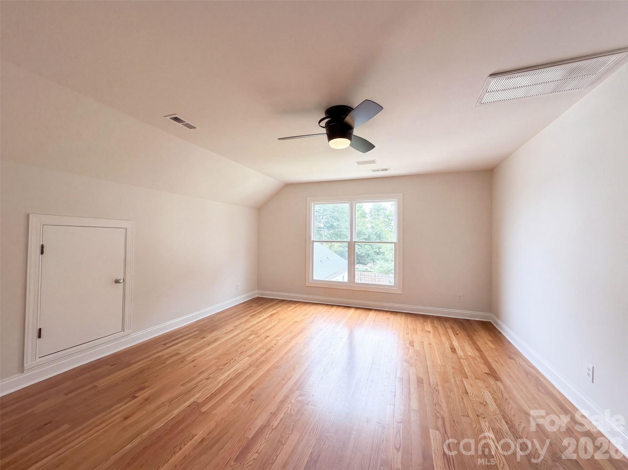 Single Family Residence at 142 Bain Lane, Mooresville, photo 12 of 18