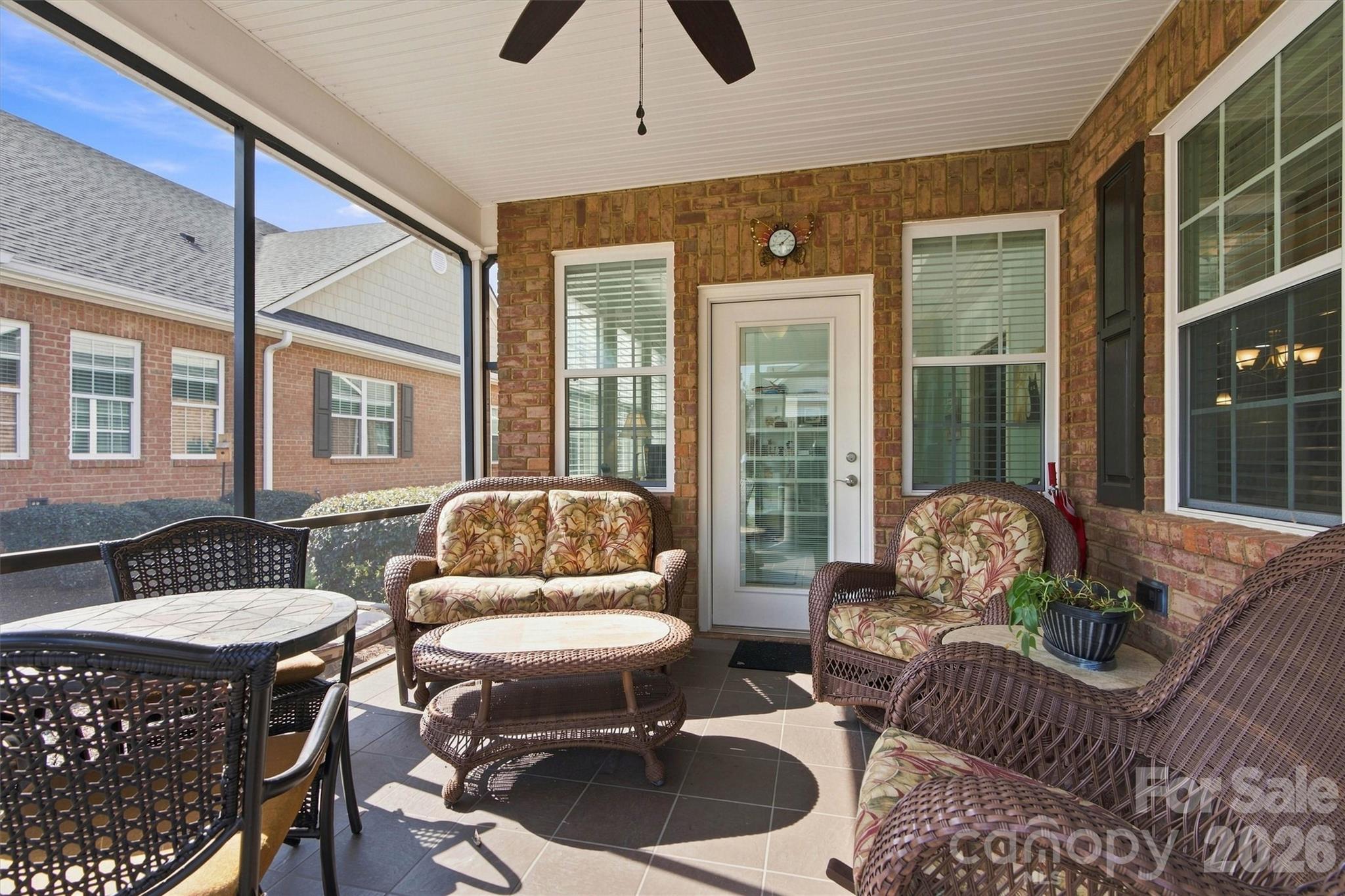 Townhouse at 8310 Glacier Drive, Denver, photo 7 of 34