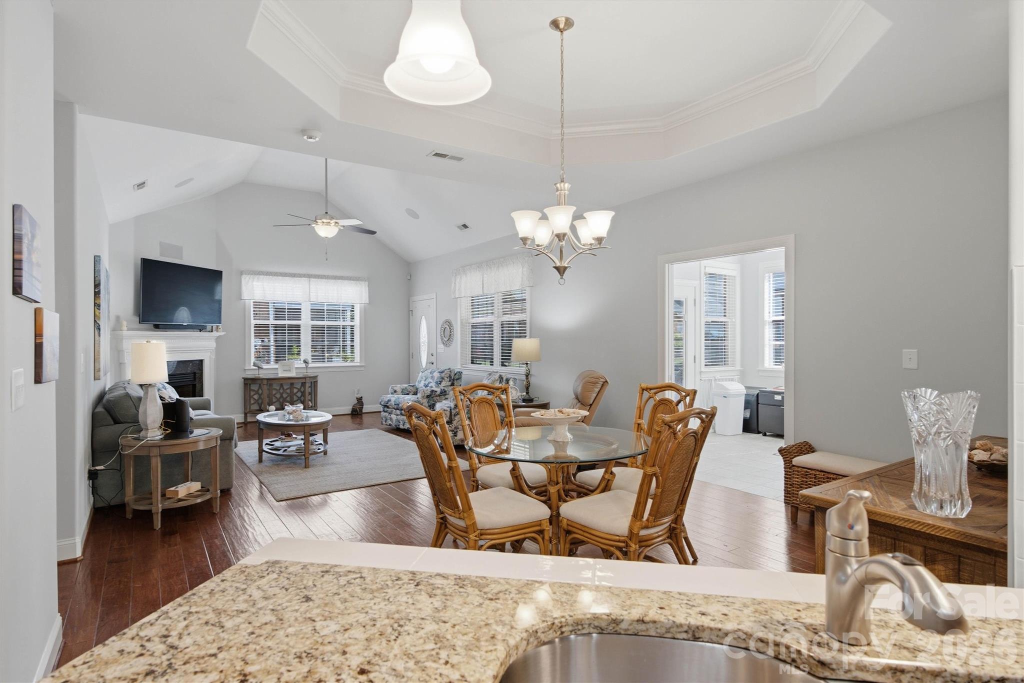 Townhouse at 8310 Glacier Drive, Denver, photo 13 of 34