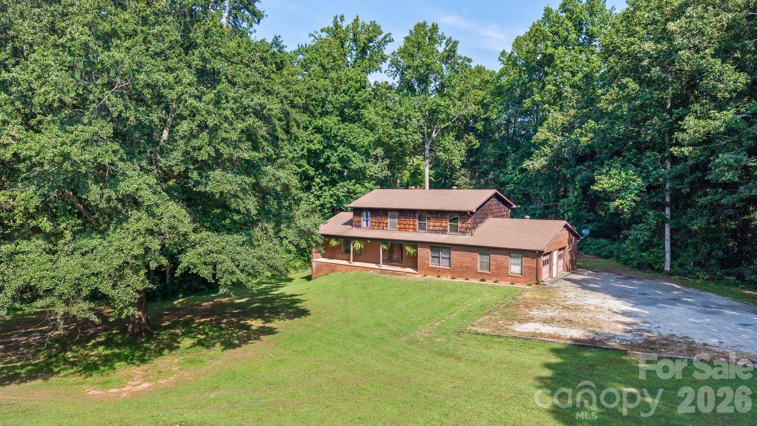 Isn't she cute? - 94 Stone Drive, Marion