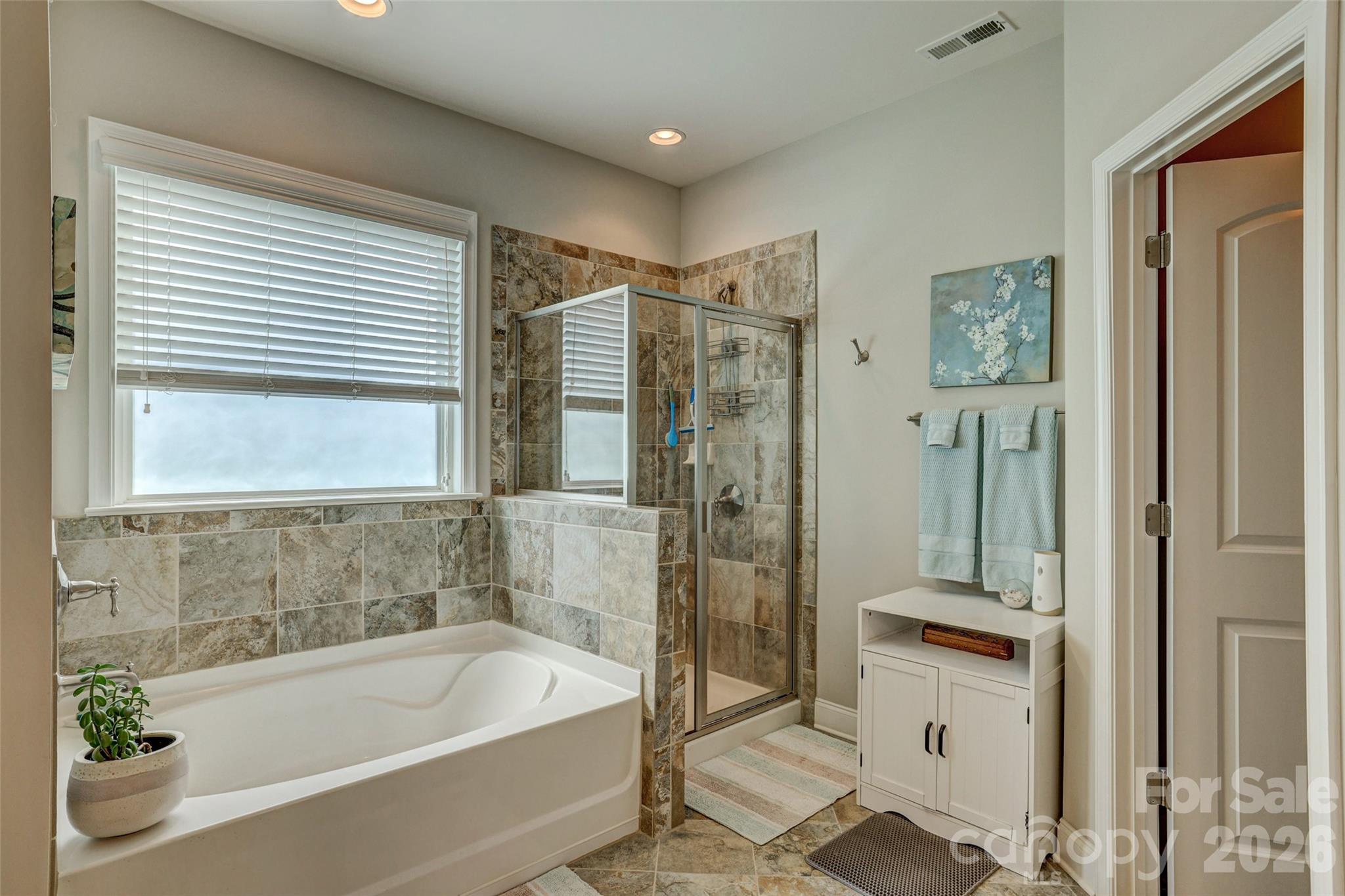 Single Family Residence at 2084 Fuera Road, York, photo 24 of 46