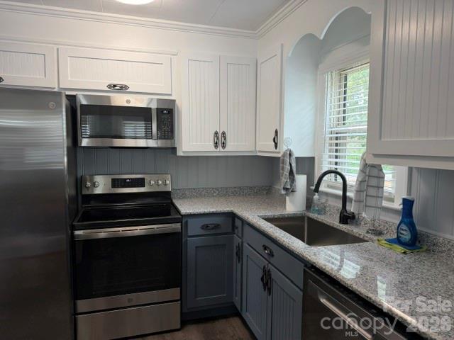 Single Family Residence at 44 Ridgecrest Drive, Marion, photo 13 of 40