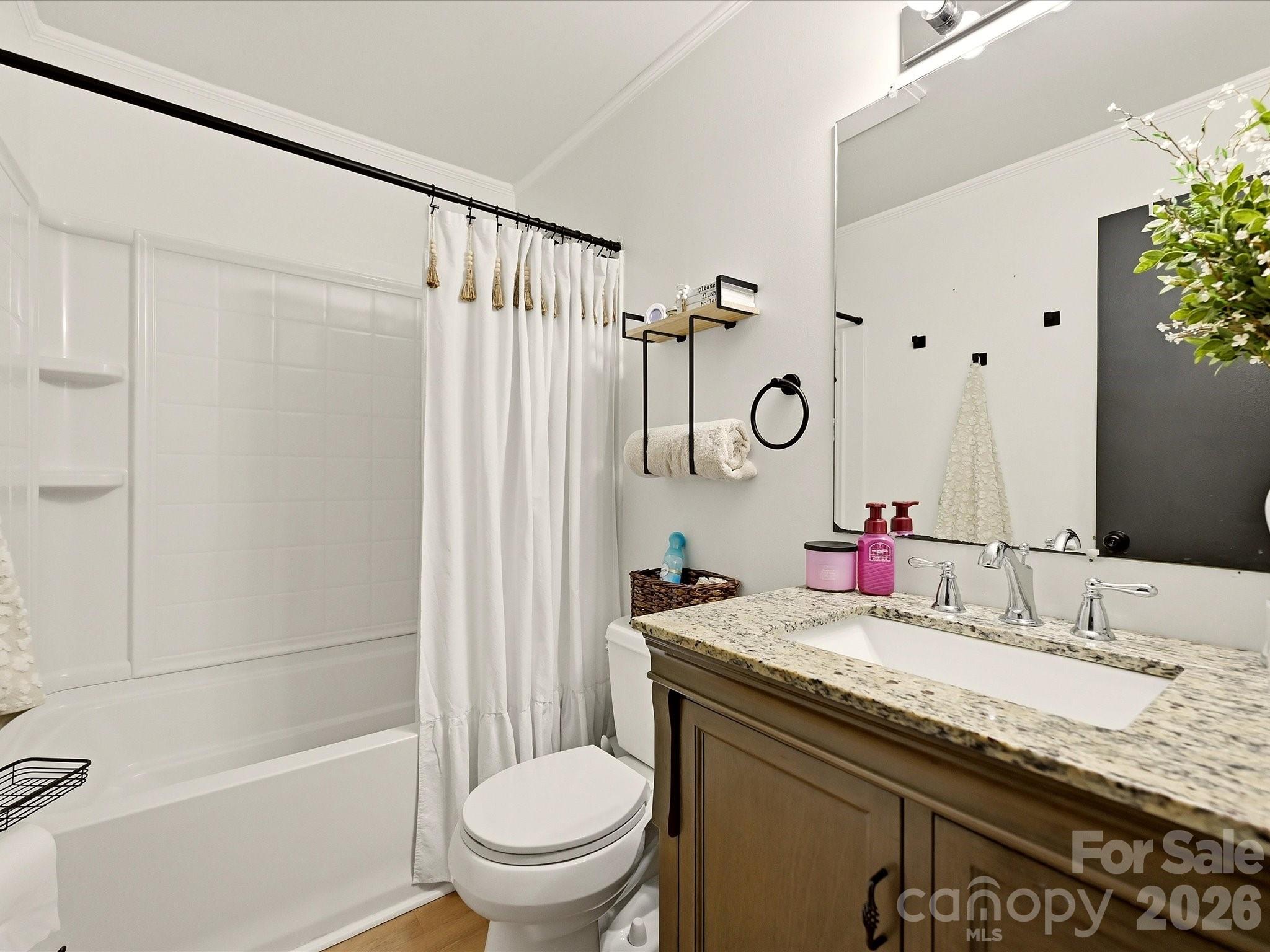 Single Family Residence at 513 Paradise Circle, Belmont, photo 22 of 50