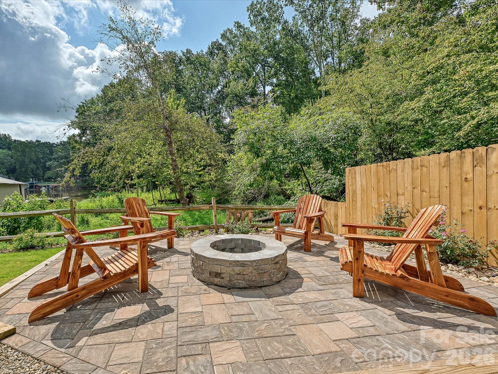 Single Family Residence at 513 Paradise Circle, Belmont, photo 32 of 50