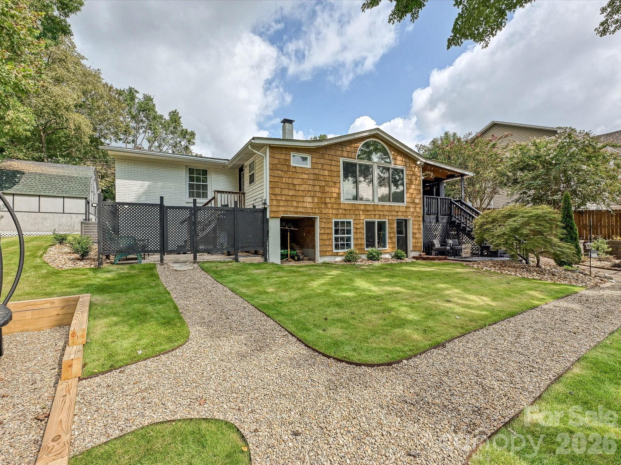Single Family Residence at 513 Paradise Circle, Belmont, photo 34 of 50